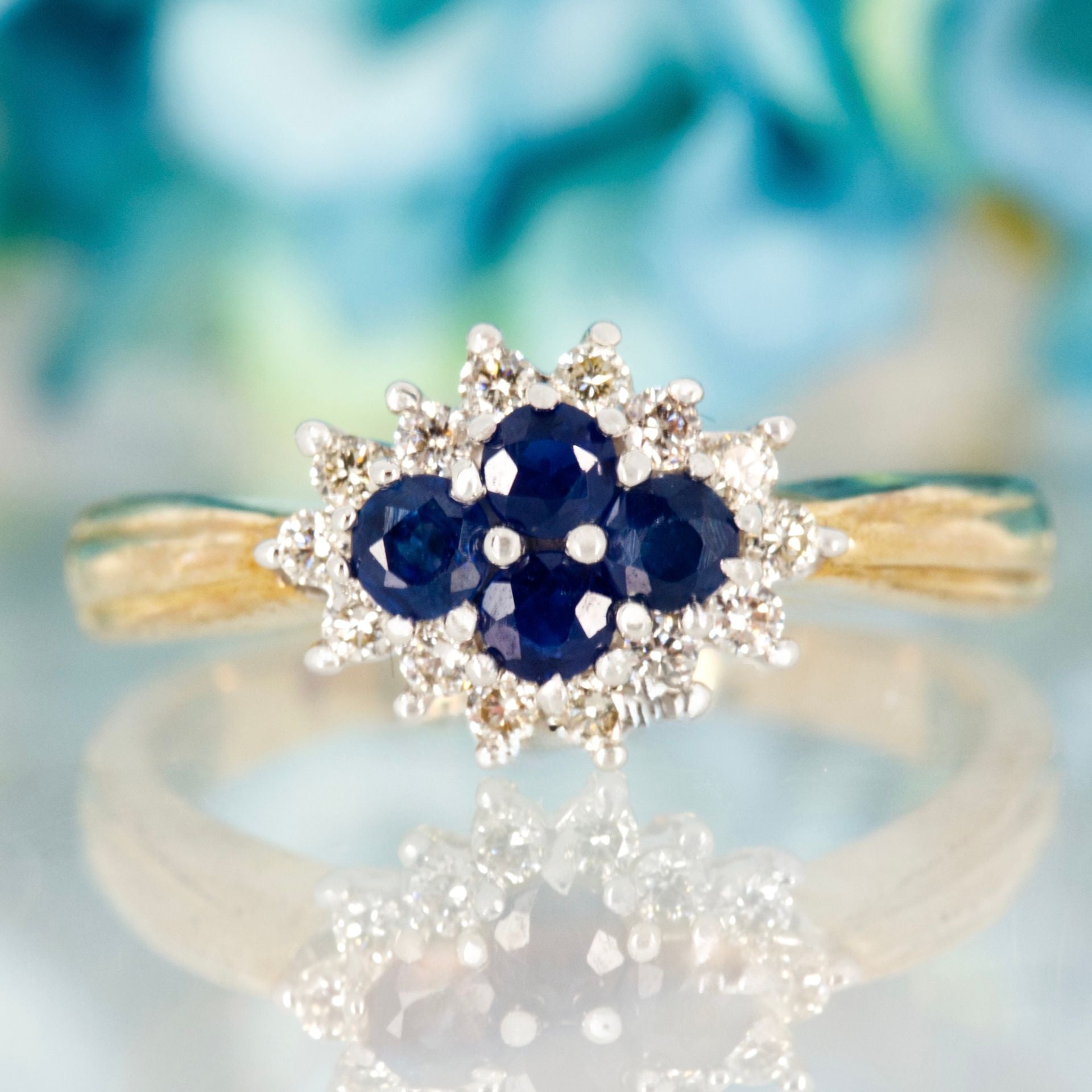 9ct Yellow Gold Round Cut Sapphire & Diamond Cluster Ring