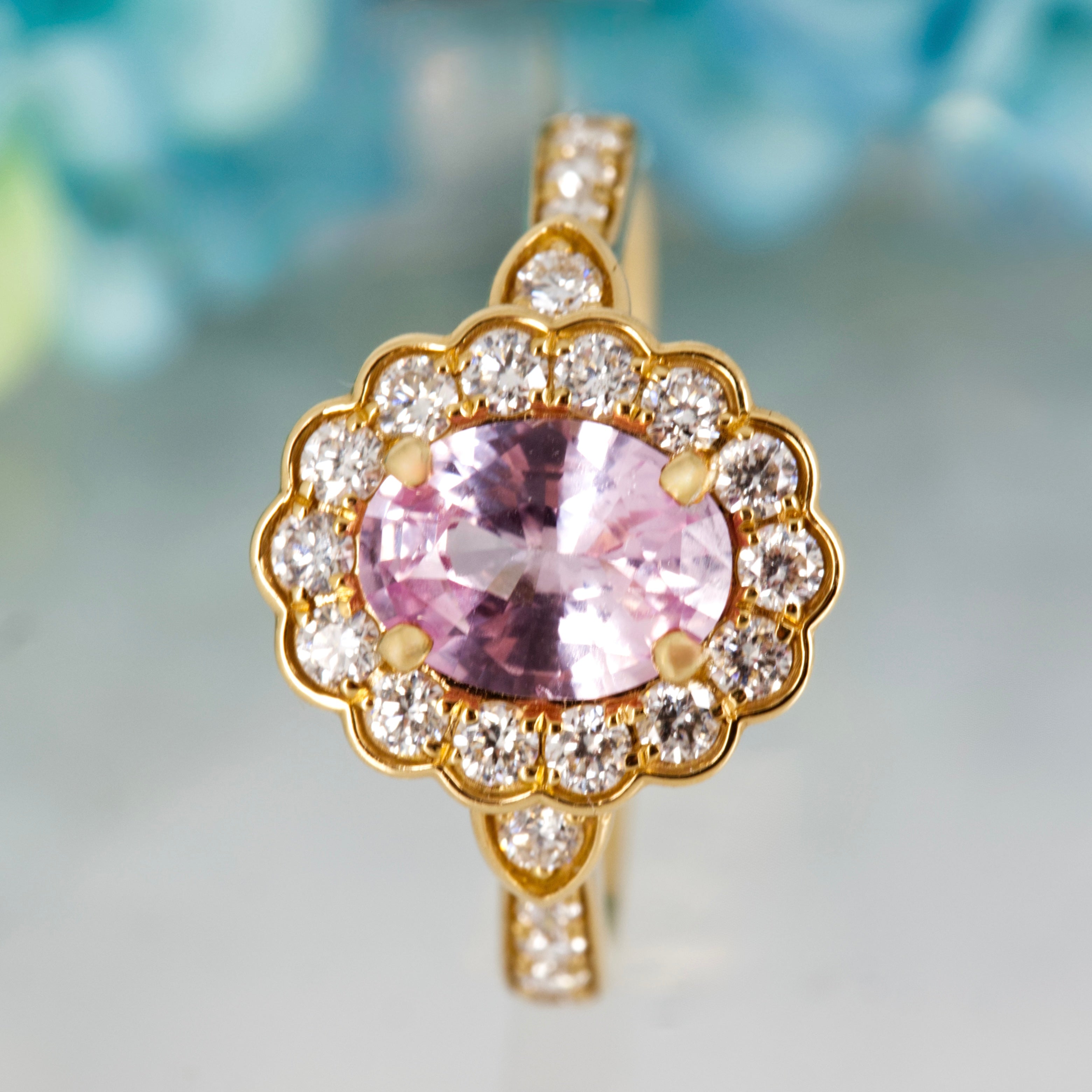 18ct Yellow Gold Oval Cut Pink Sapphire & Round Brilliant Cut Diamond Cluster Ring