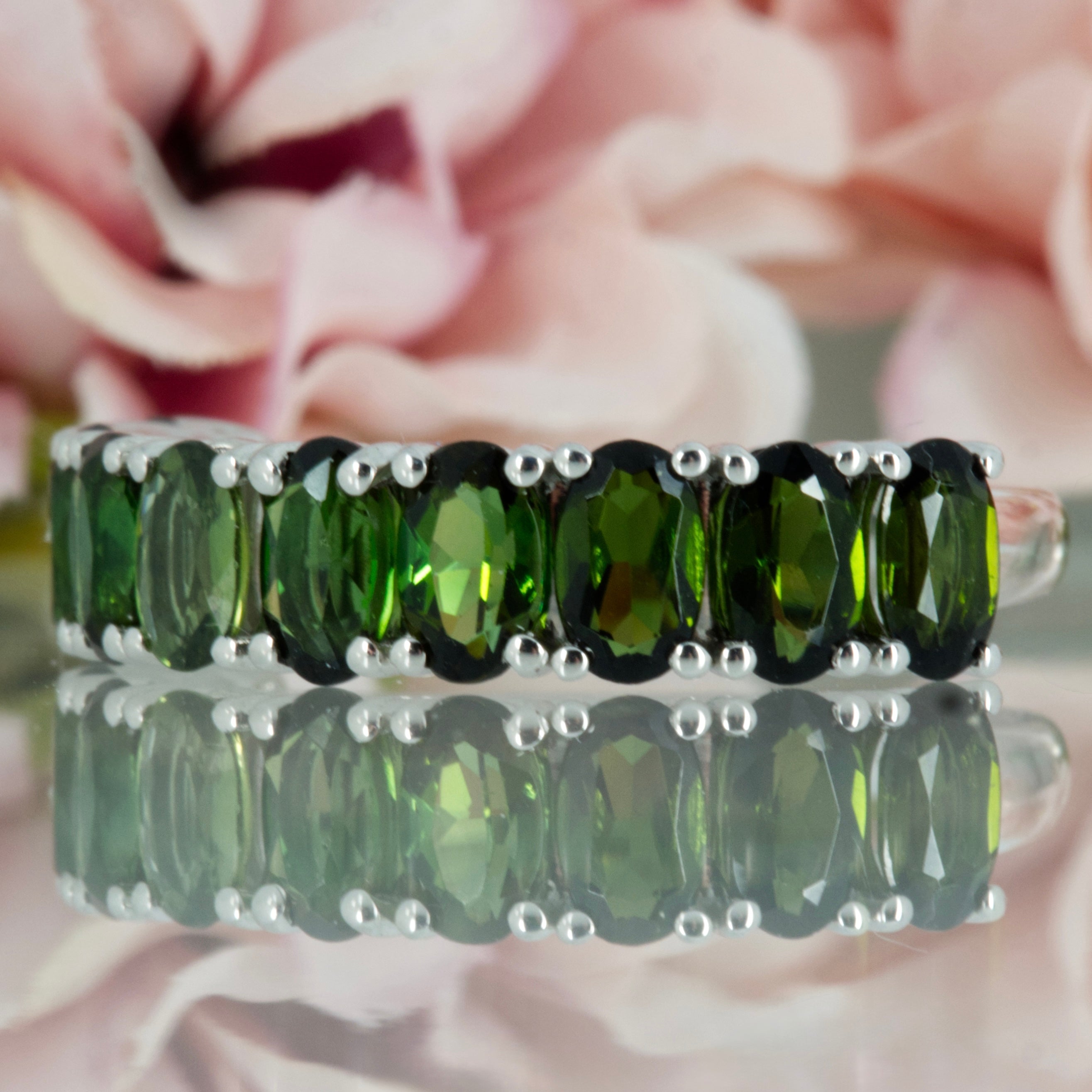 9ct White Gold Oval Cut Green Tourmaline Ten-Stone Half Eternity Ring