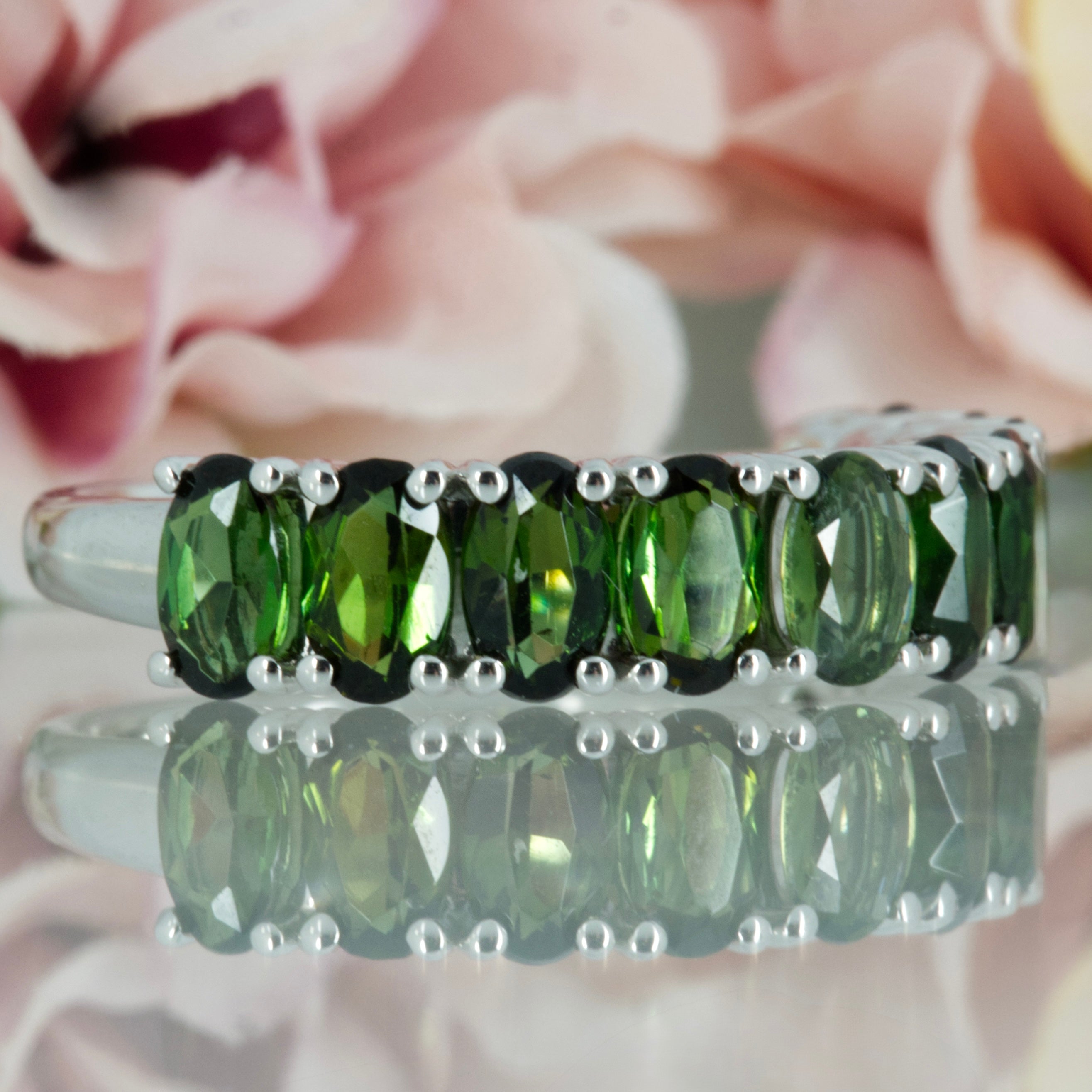 9ct White Gold Oval Cut Green Tourmaline Ten-Stone Half Eternity Ring