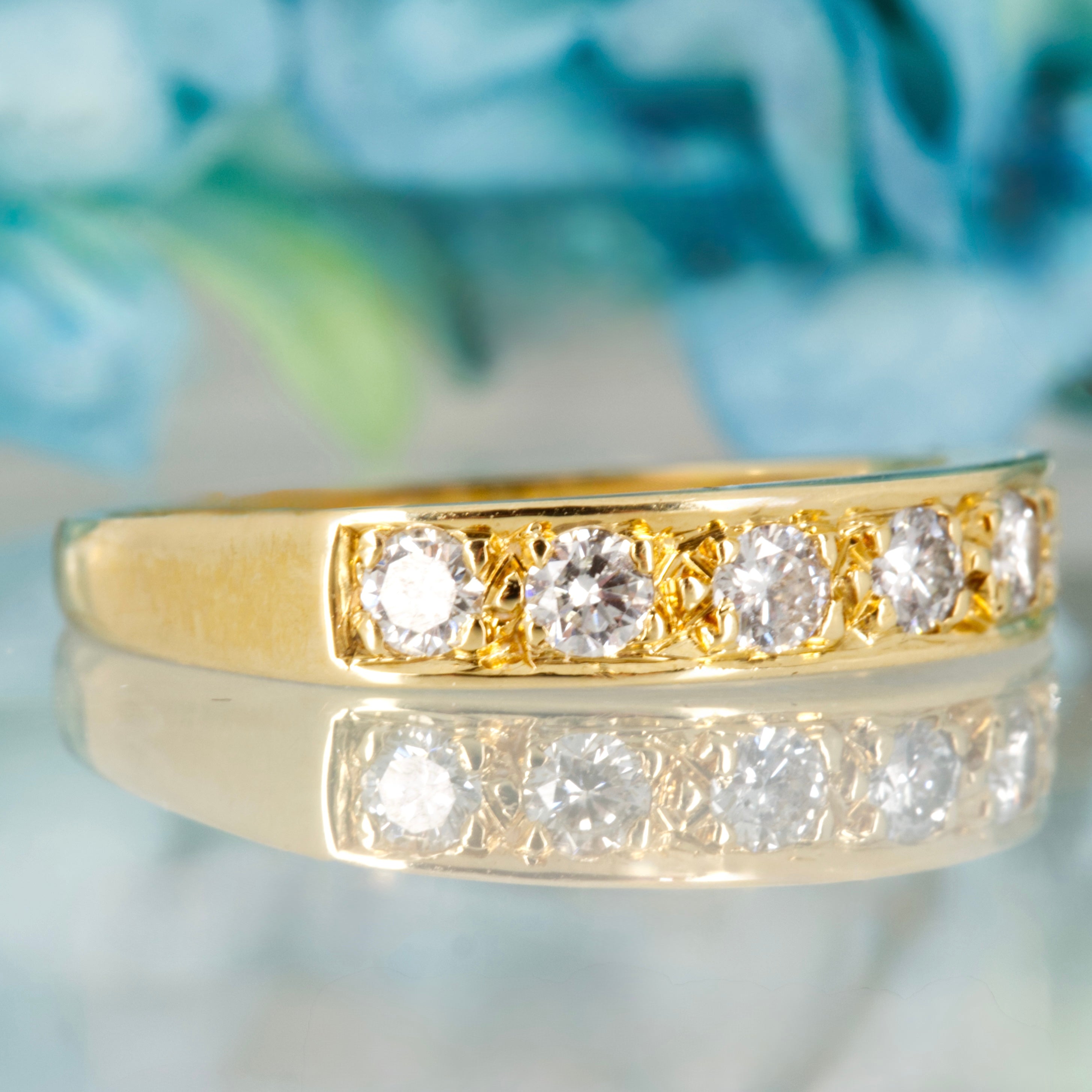 Pre-Loved 18ct Yellow Gold Round Brilliant Cut Diamond Half Eternity Ring