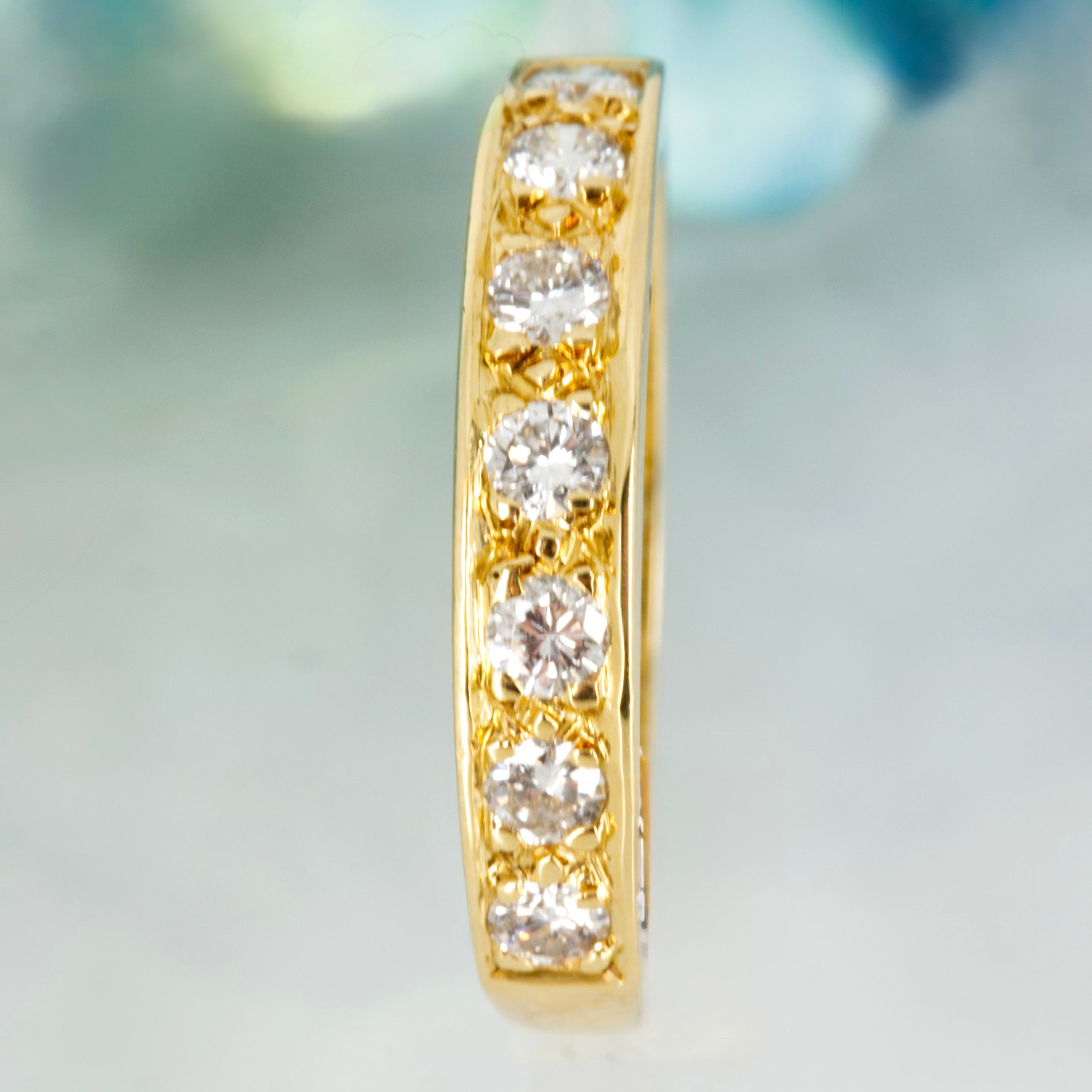 Pre-Loved 18ct Yellow Gold Round Brilliant Cut Diamond Half Eternity Ring