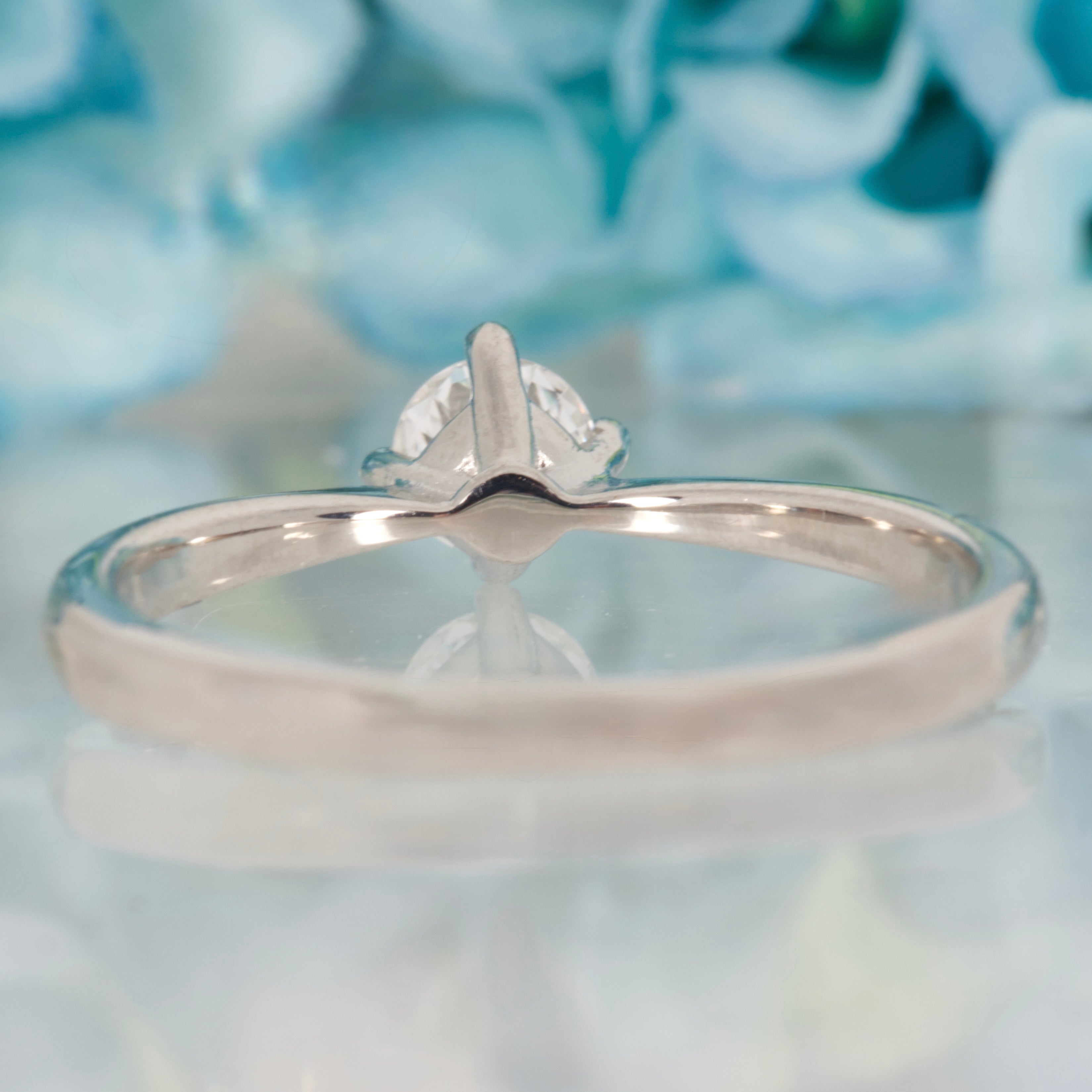 Pre-Loved Platinum 0.30ct Approx Round Brilliant Cut Diamond Solitaire Ring