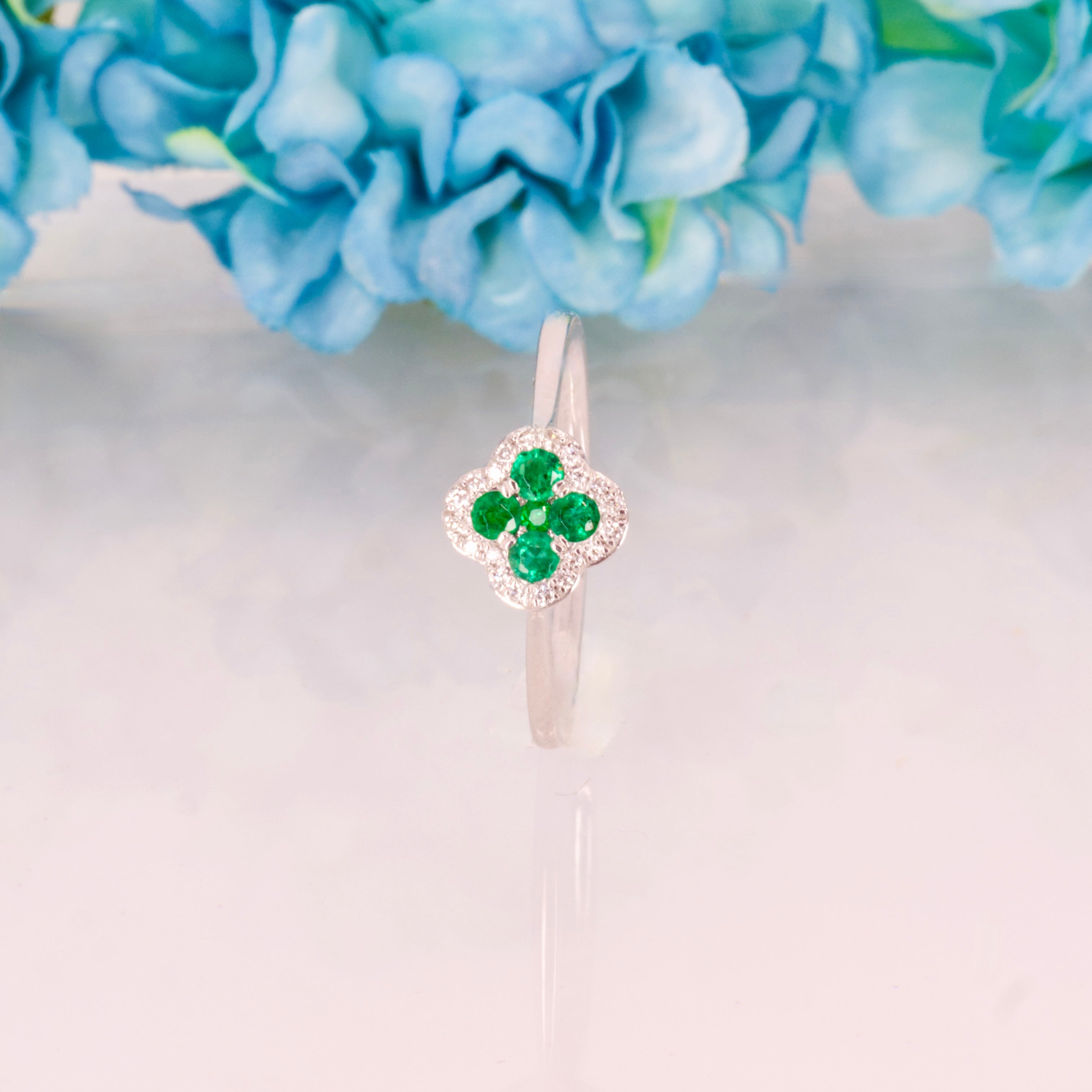 Platinum Round Cut Emerald & Diamond Clover Cluster Ring