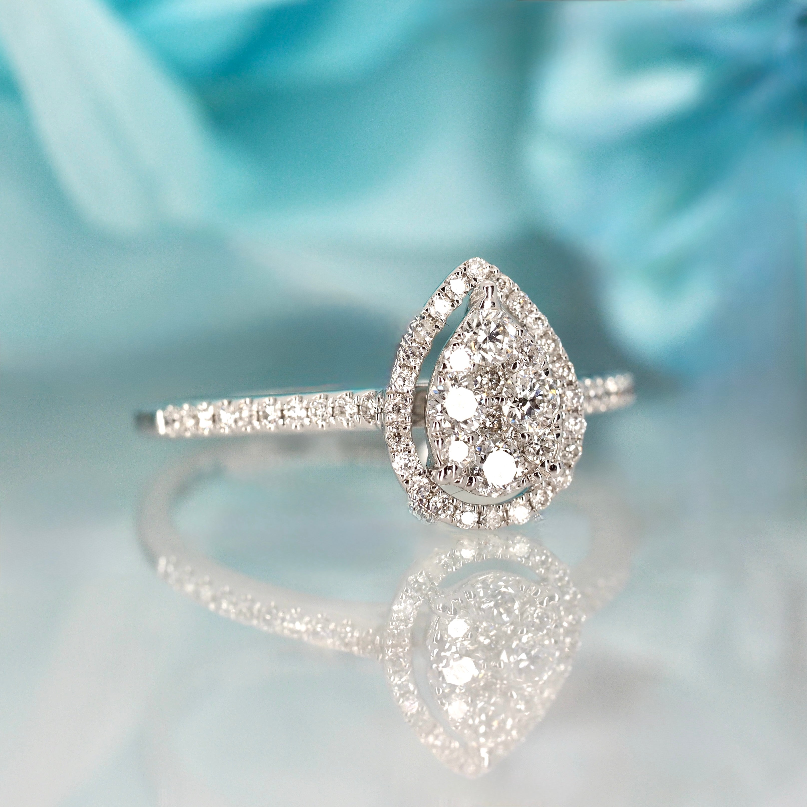 9ct White Gold 0.45ct Round Brilliant Cut Diamond Pear Shaped Cluster Ring