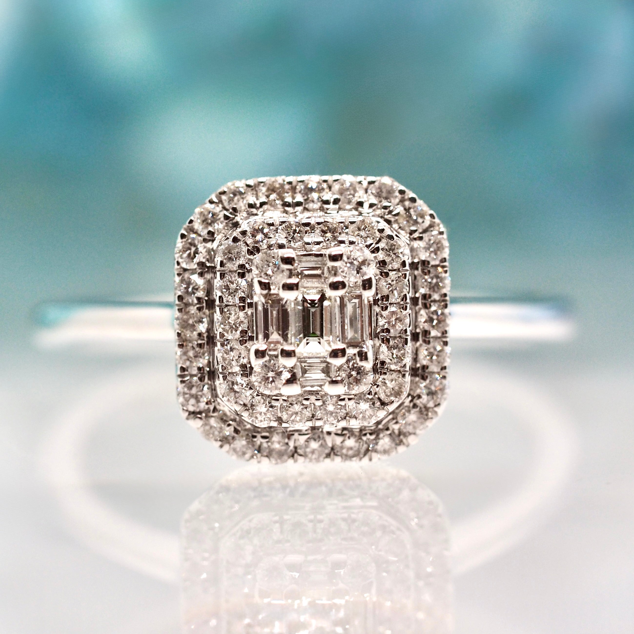 9ct White Gold 0.21ct Diamond Octagonal Cluster Ring