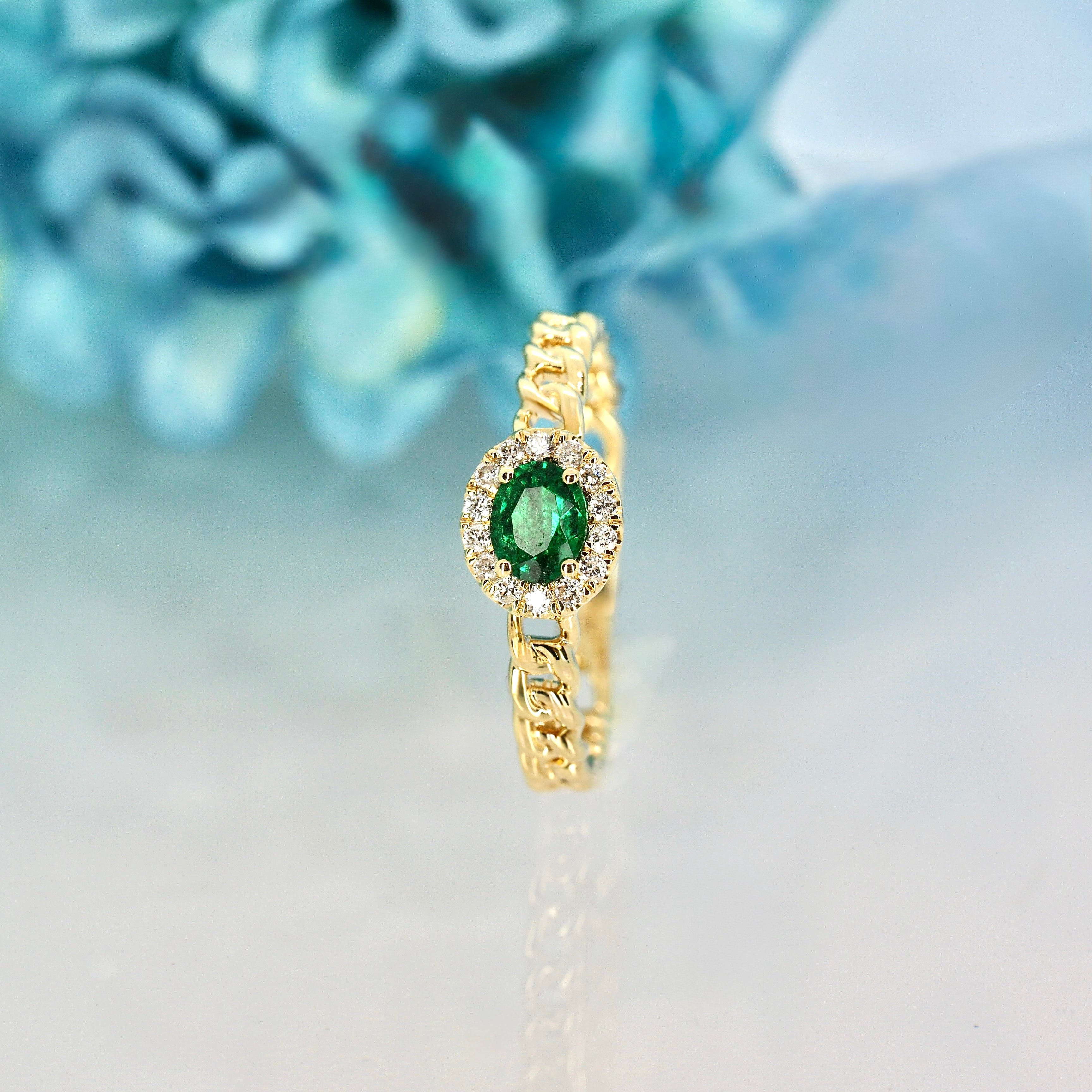 9ct Yellow Gold Oval Cut Emerald & Round Brilliant Cut Diamond Cluster Ring