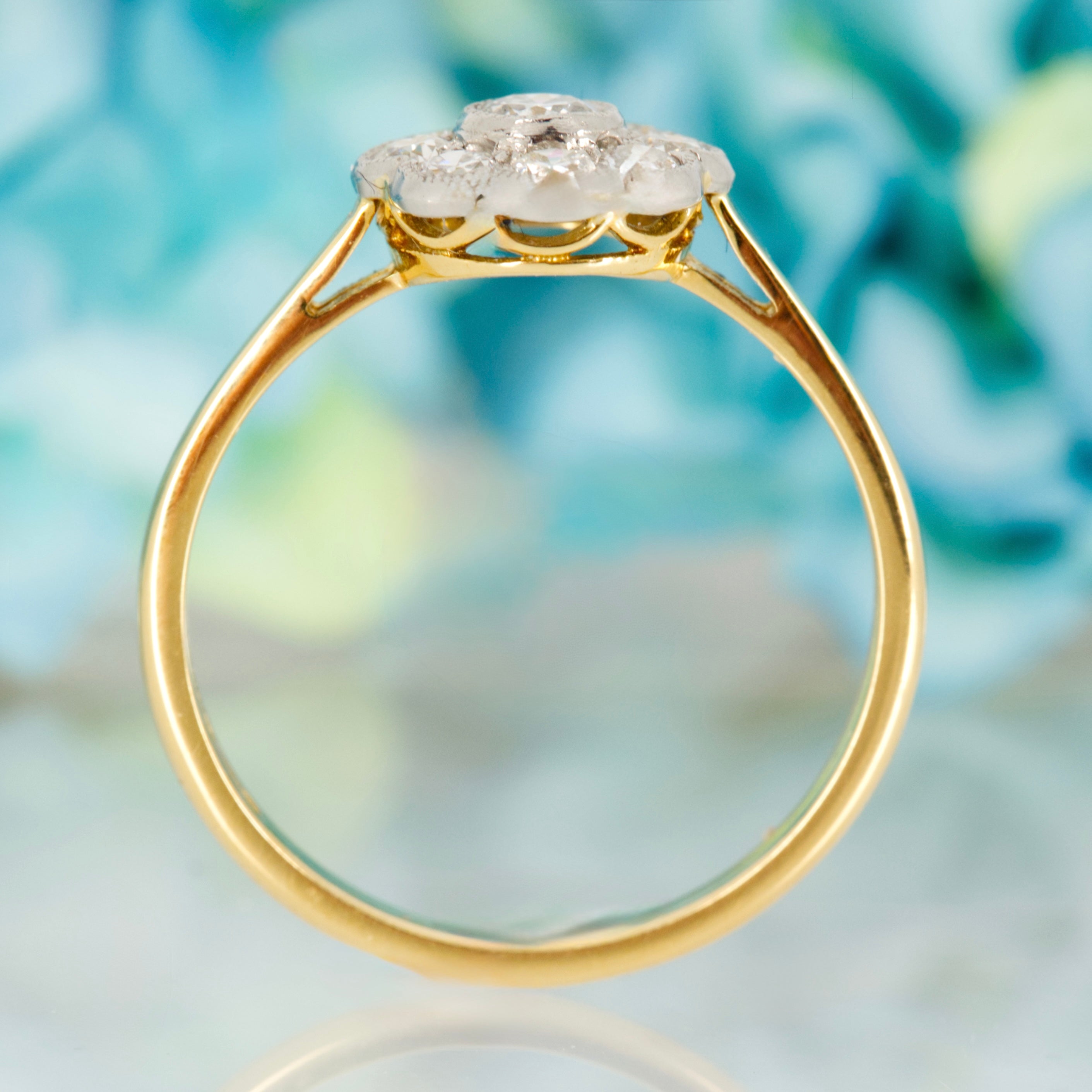 Pre-Loved 18ct Yellow Gold & Platinum Round Brilliant Cut Diamond Flower Cluster Ring