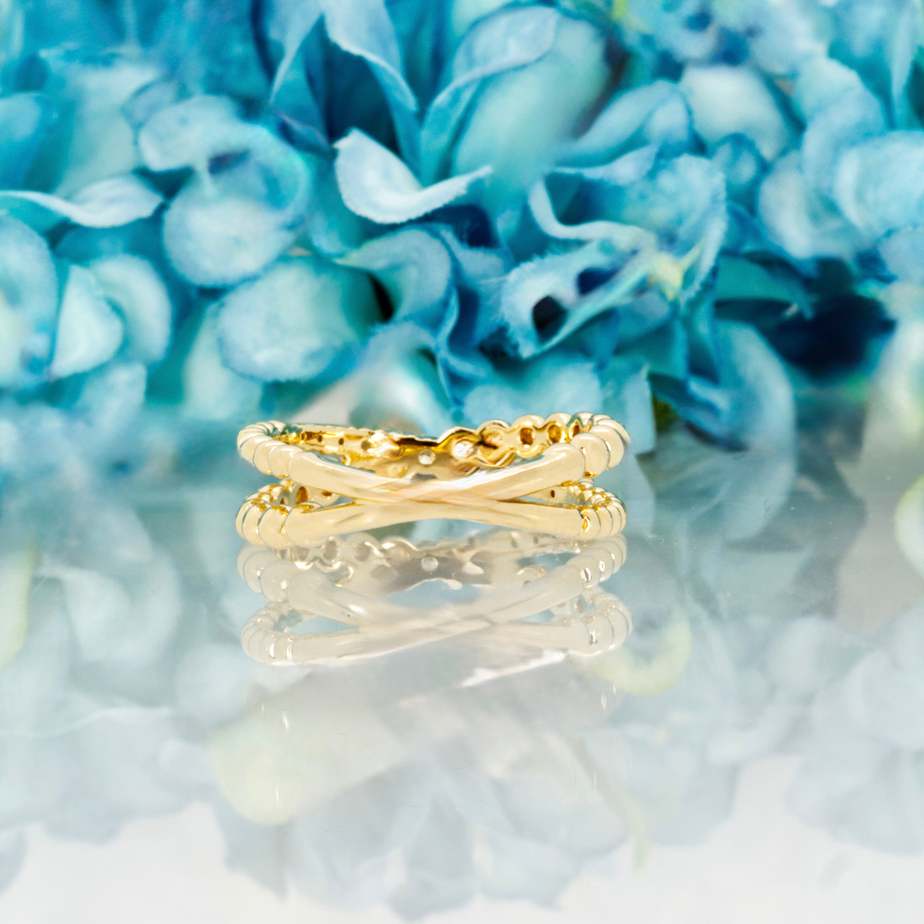 9ct Yellow Gold 0.25ct Round Brilliant Cut Diamond Crossover Eternity Ring