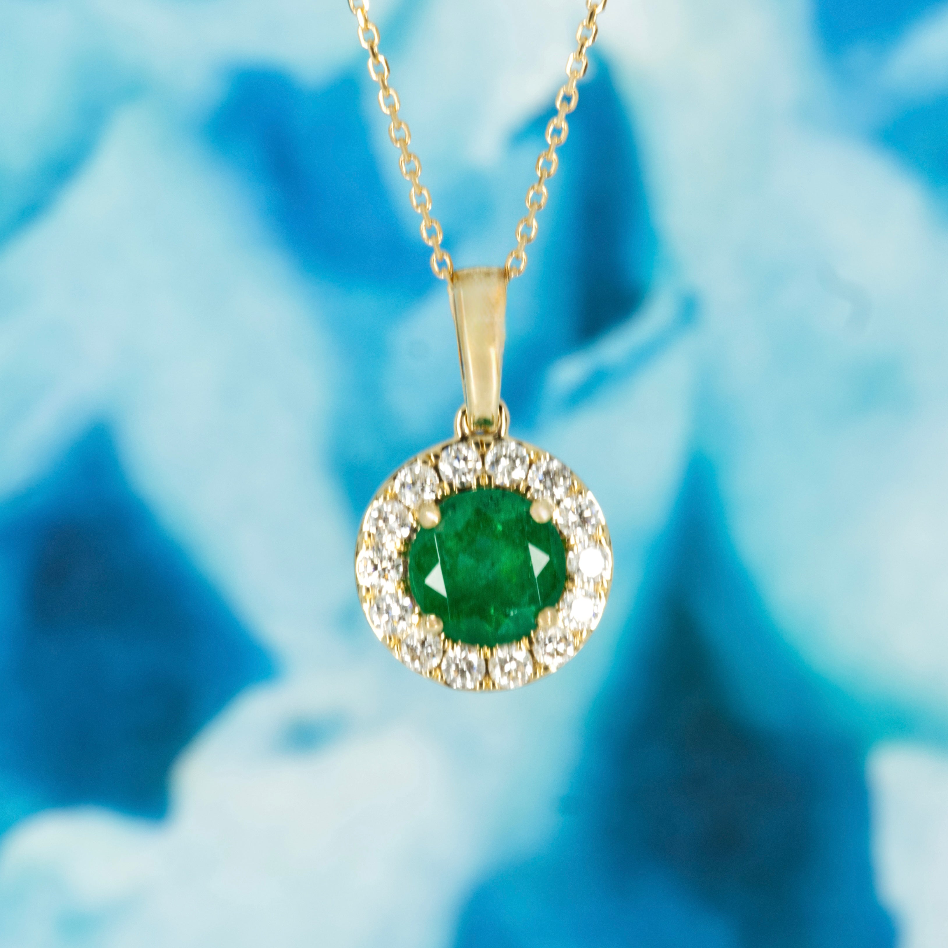 9ct Yellow Gold Round Cut Emerald & Round Brilliant Cut Diamond Halo Cluster Pendant & Chain