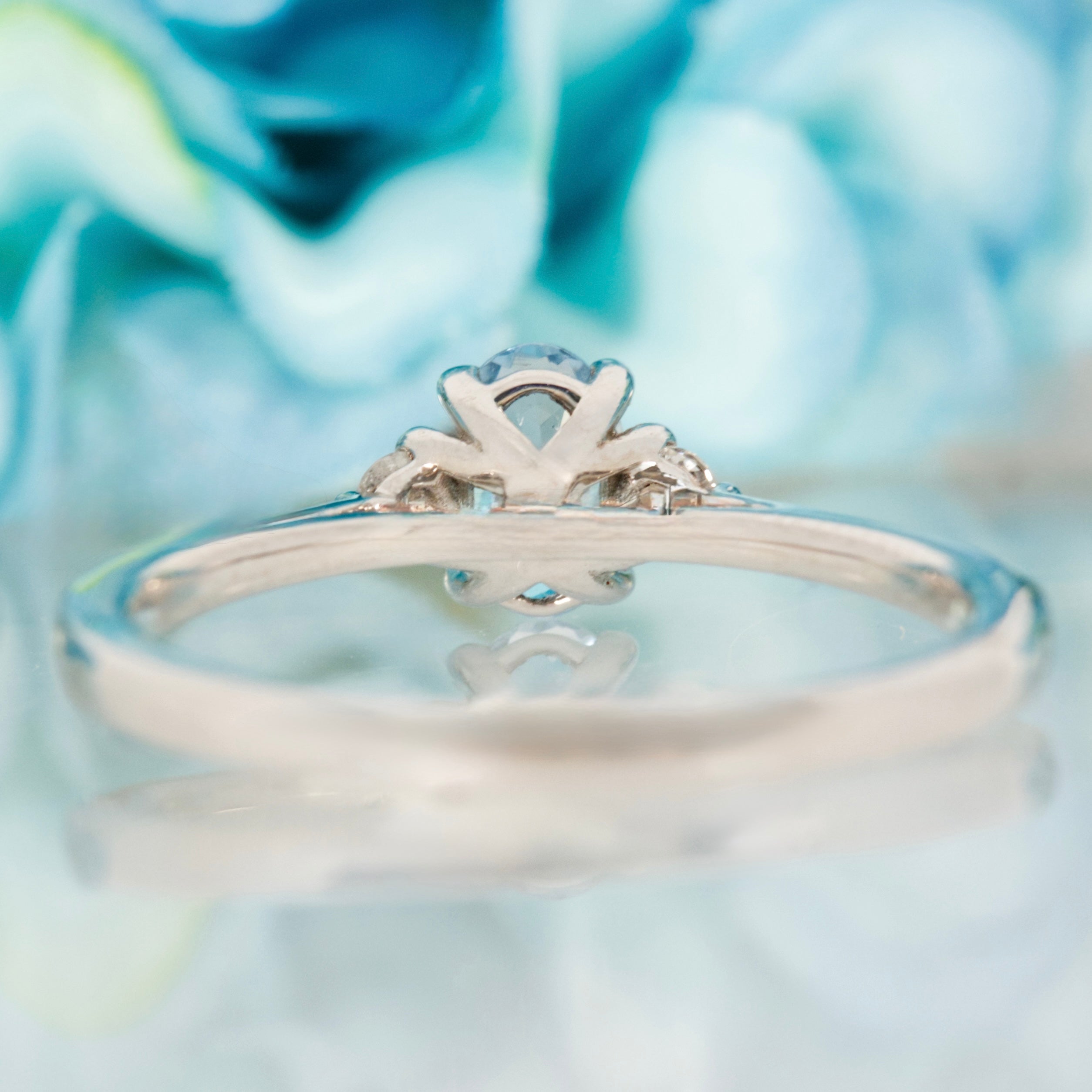 9ct White Gold Oval Cut Aquamarine & Round Brilliant Cut Diamond Trilogy Ring