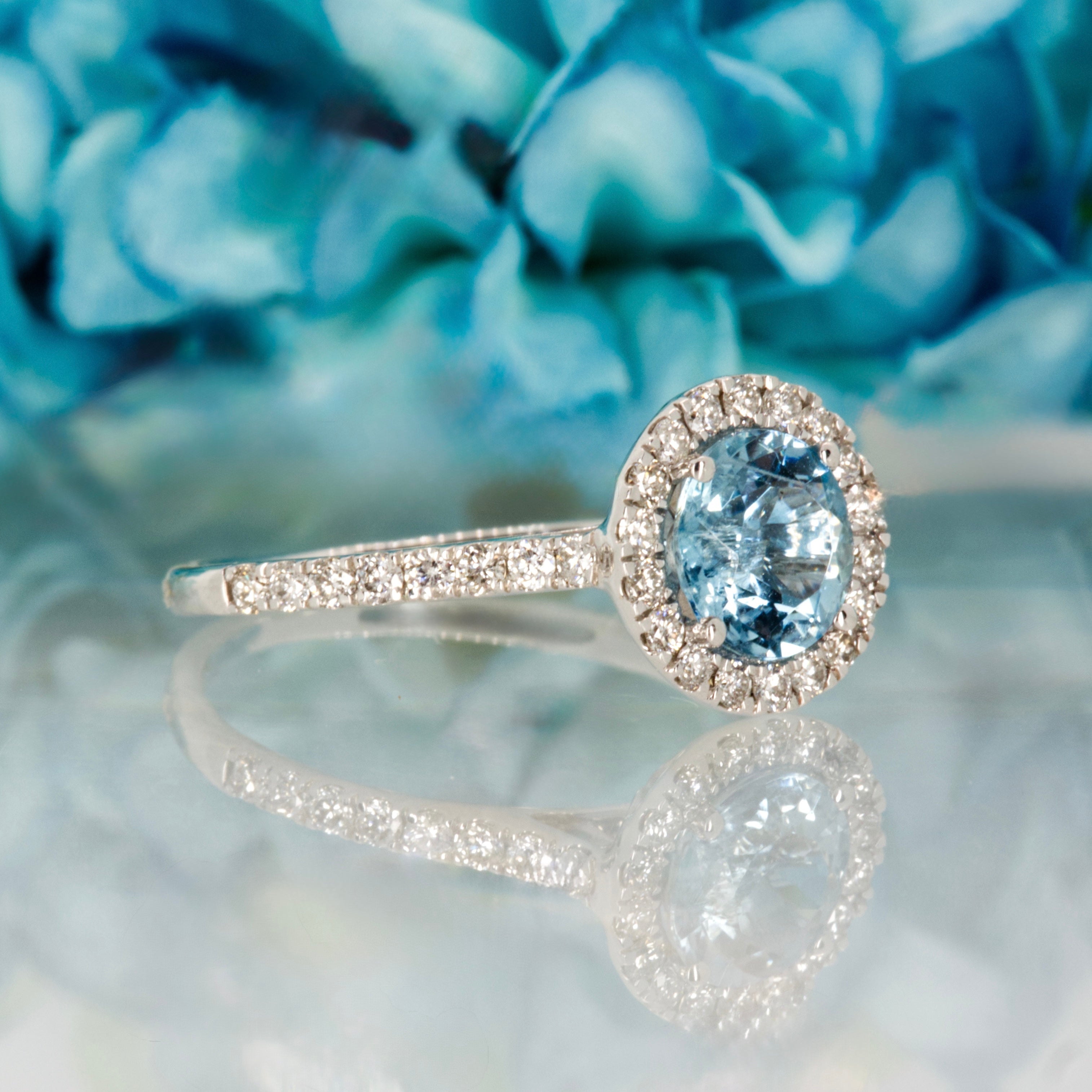 9ct White Gold Round Cut Aquamarine & Round Brilliant Cut Diamond Halo Cluster Ring