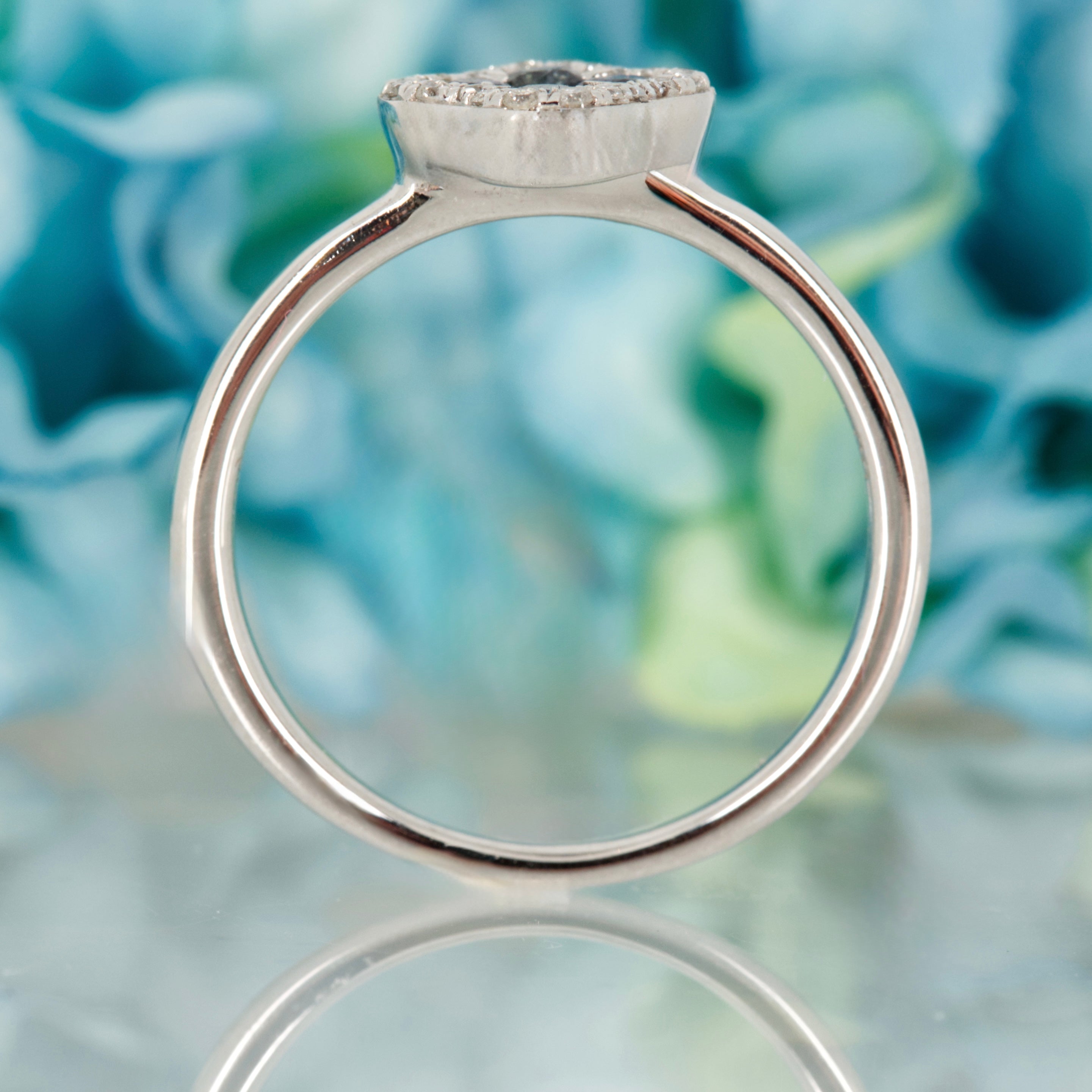 9ct White Gold Round Cut Sapphire & Round Brilliant Cut Diamond Clover Cluster Ring