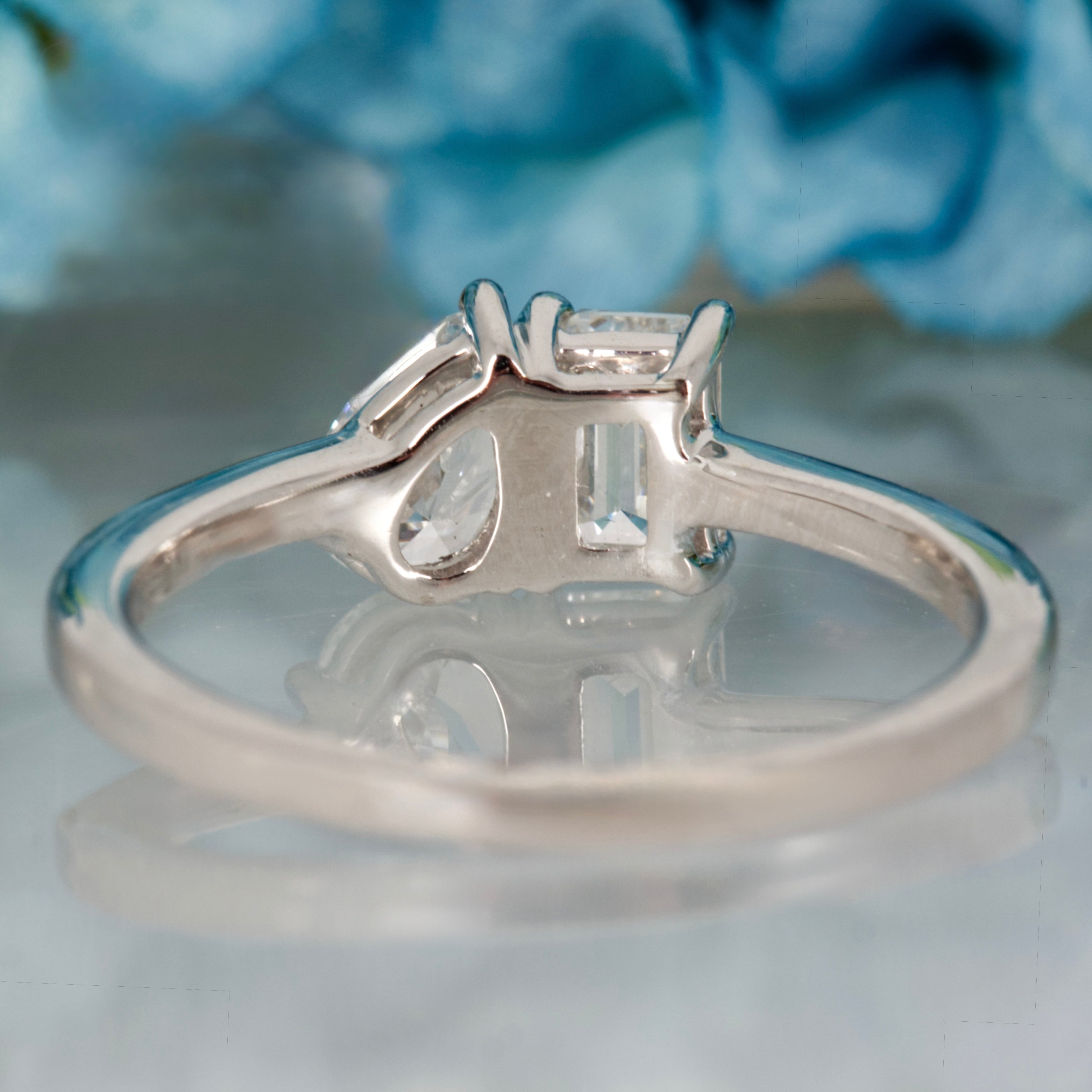 Platinum 1.00ct Oval & Pear Cut Lab Grown Diamond Toi et Moi Ring