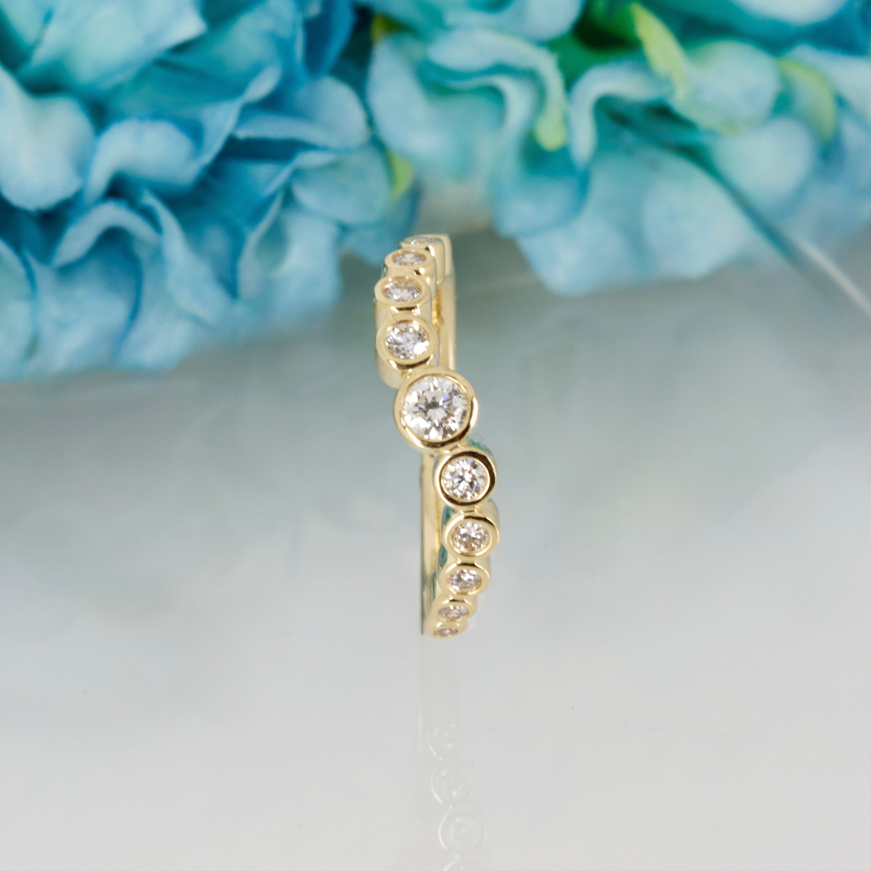 9ct Yellow Gold 0.39ct Round Brilliant Cut Lab Grown Diamond Wavy Half Eternity Ring