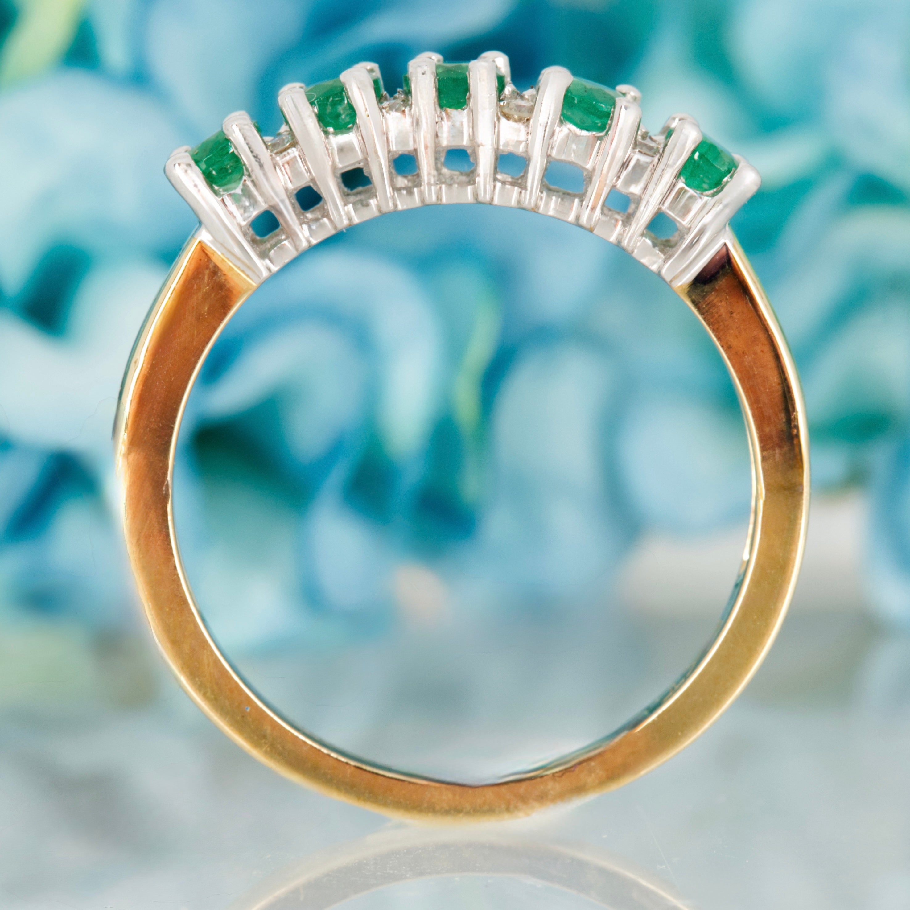 9ct Yellow Gold Round Cut Emerald & Round Brilliant Cut Diamond Half Eternity Ring