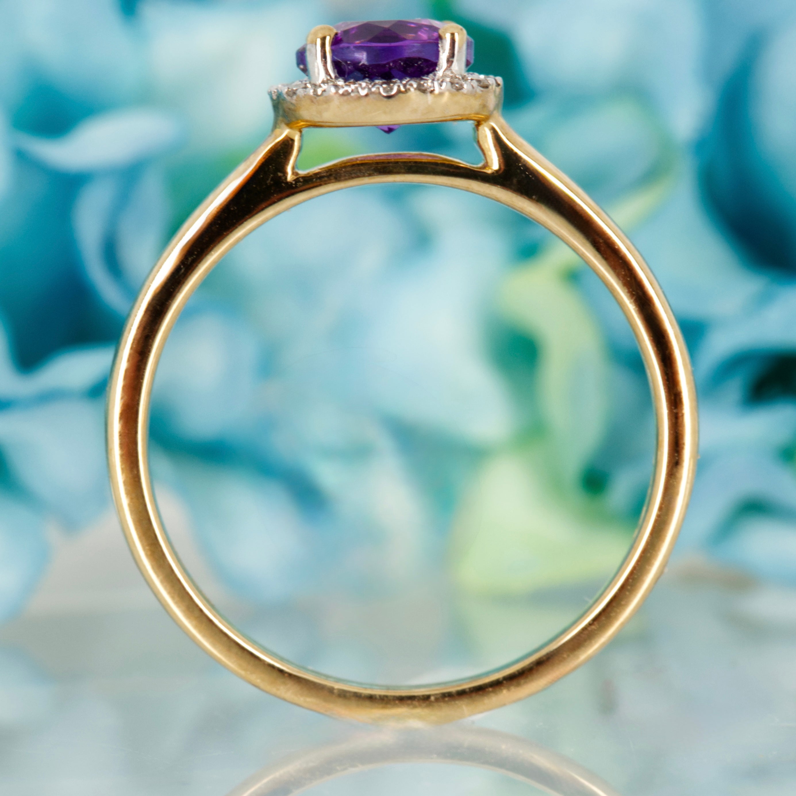 9ct Yellow Gold Round Cut Amethyst & Round Brilliant Cut Diamond Halo Cluster Ring