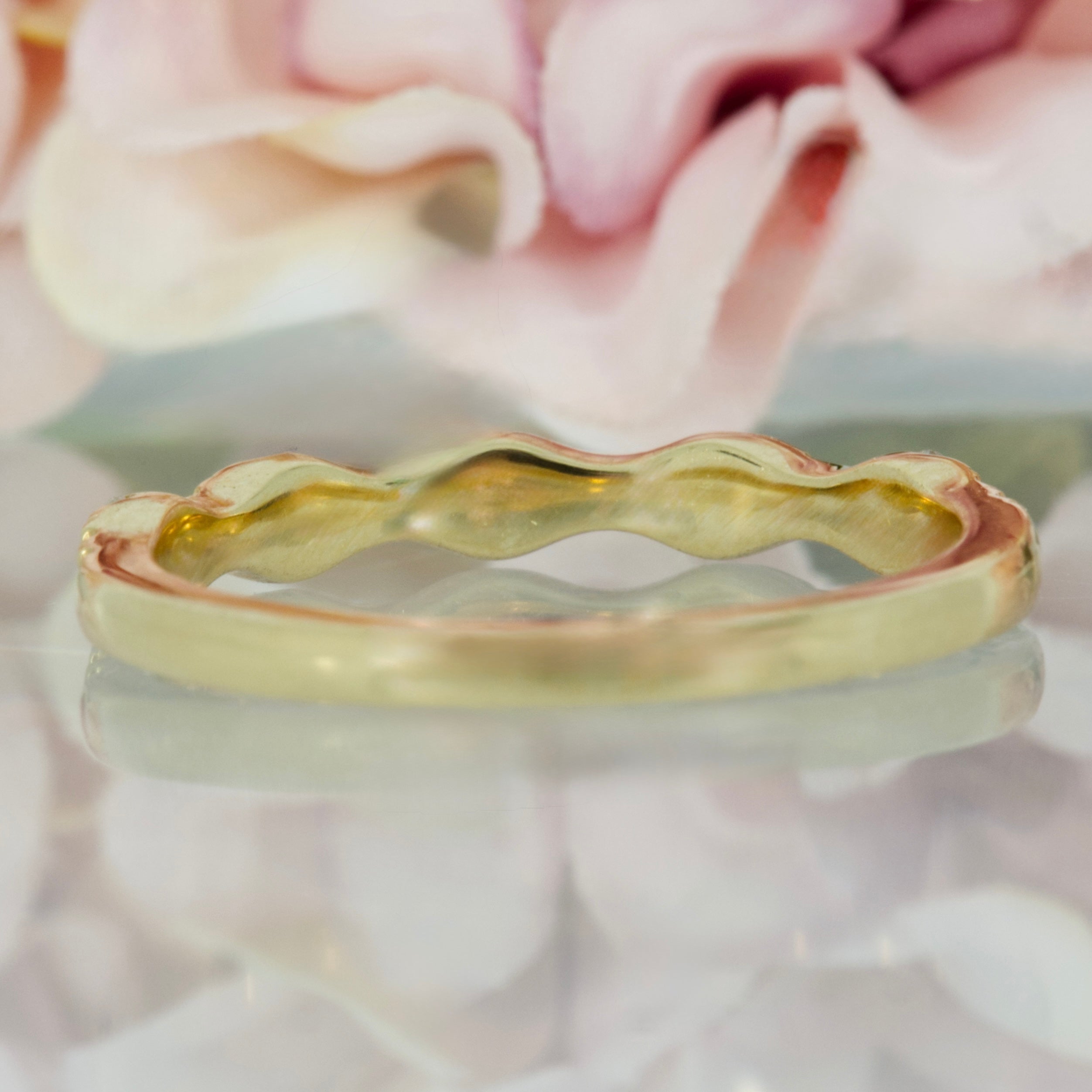 18ct Yellow Gold 0.42ct Round Brilliant Cut Diamond Claw Set Half Eternity Ring
