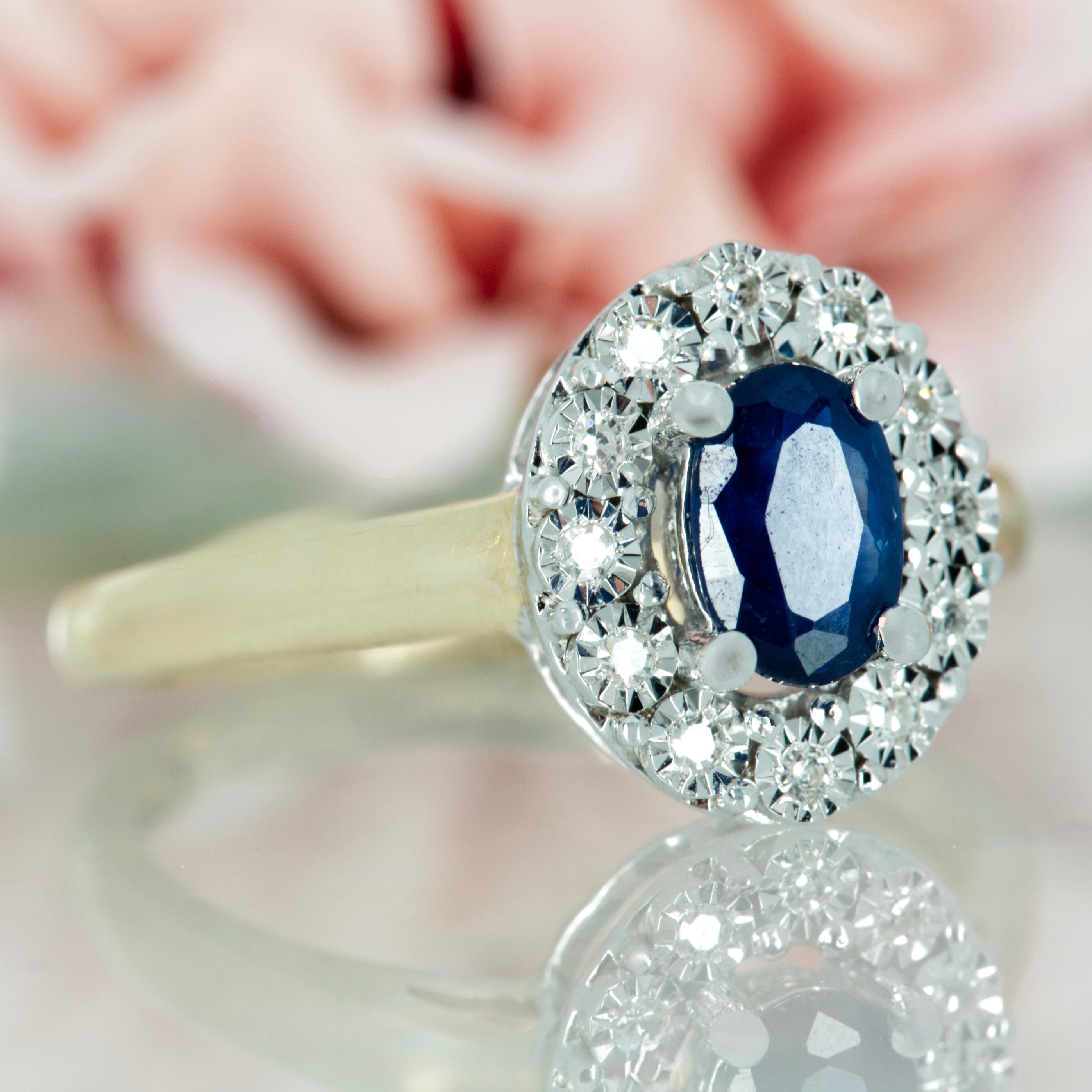 9ct Yellow Gold Oval Cut Sapphire & Round Brilliant Cut Diamond Halo Cluster Ring