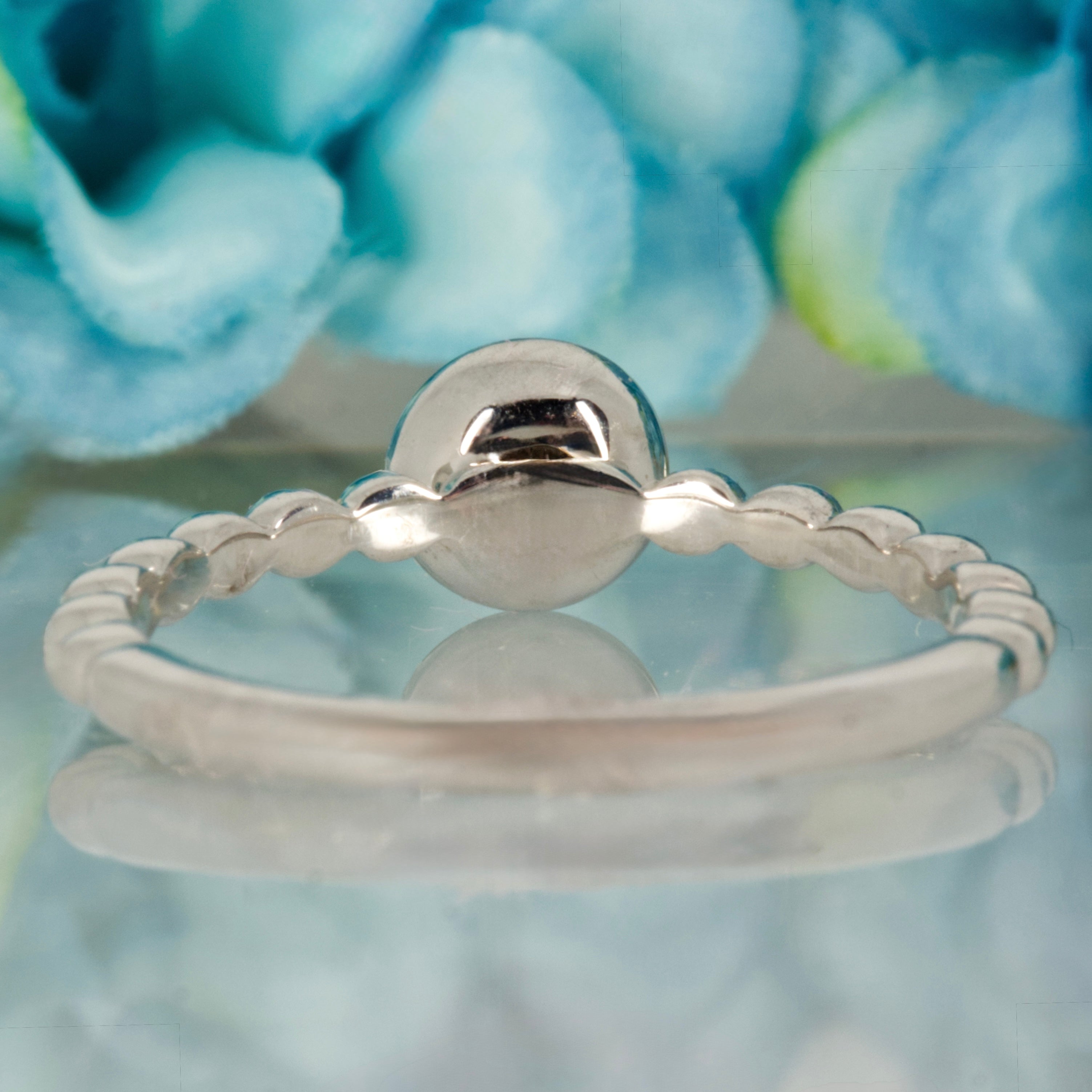 9ct White Gold 0.10ct Round Brilliant Cut Diamond Round Cluster Ring