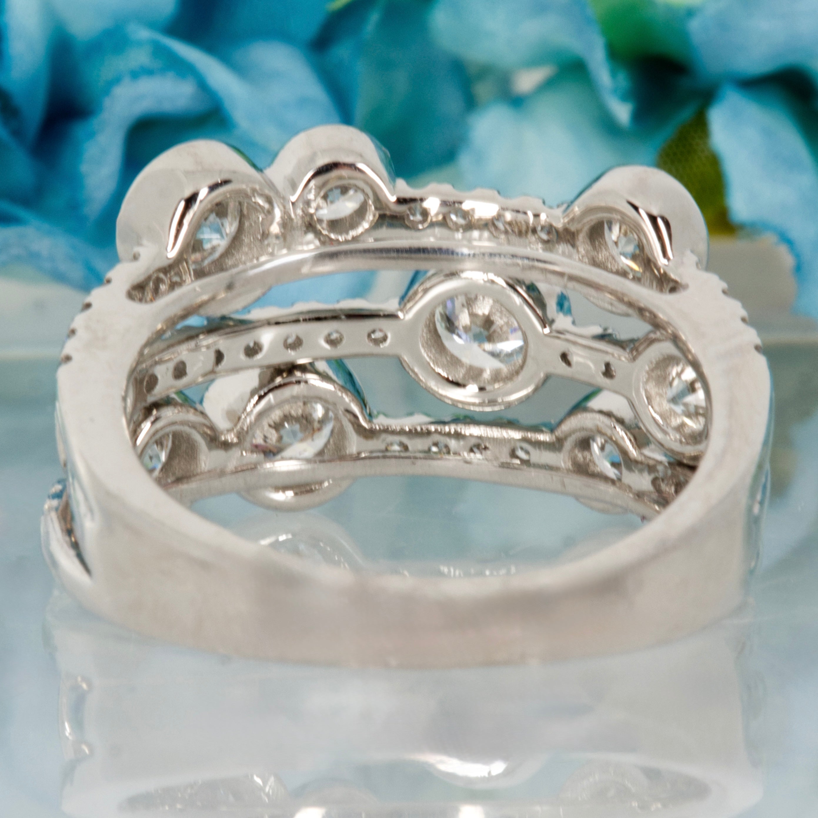 Platinum 1.70ct Round Brilliant Cut Diamond Bubble Ring