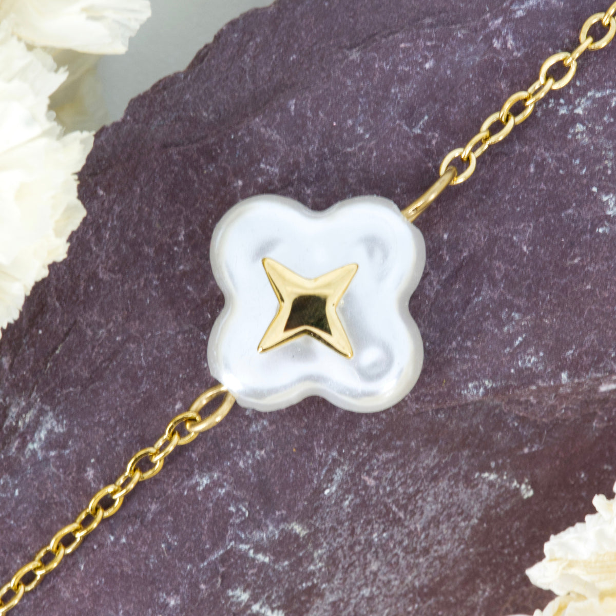 Gold Plated Mother-Of-Pearl Four Leaf Clover Bracelet