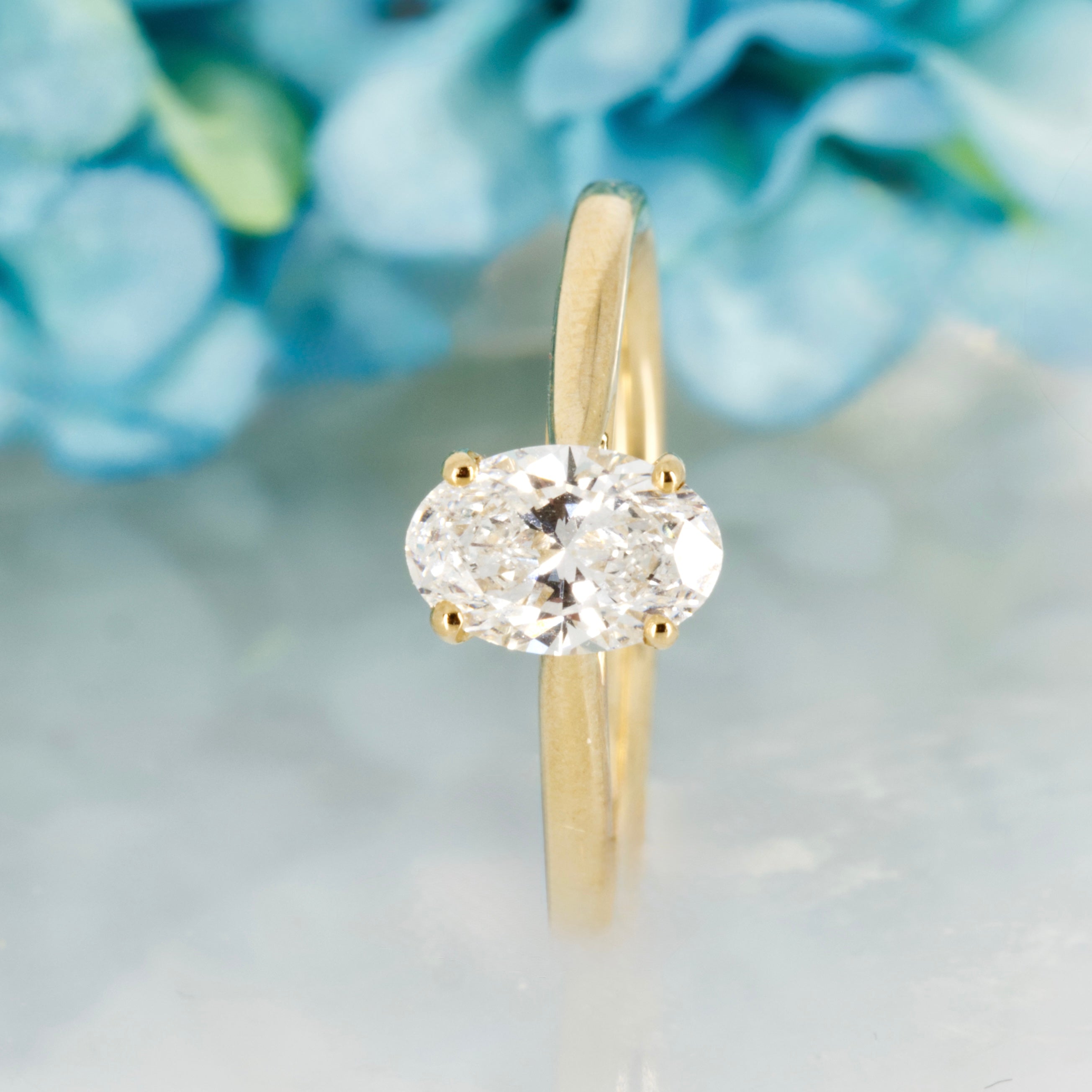 9ct Yellow Gold 1.00ct Oval Cut Lab Grown Diamond Solitaire Ring