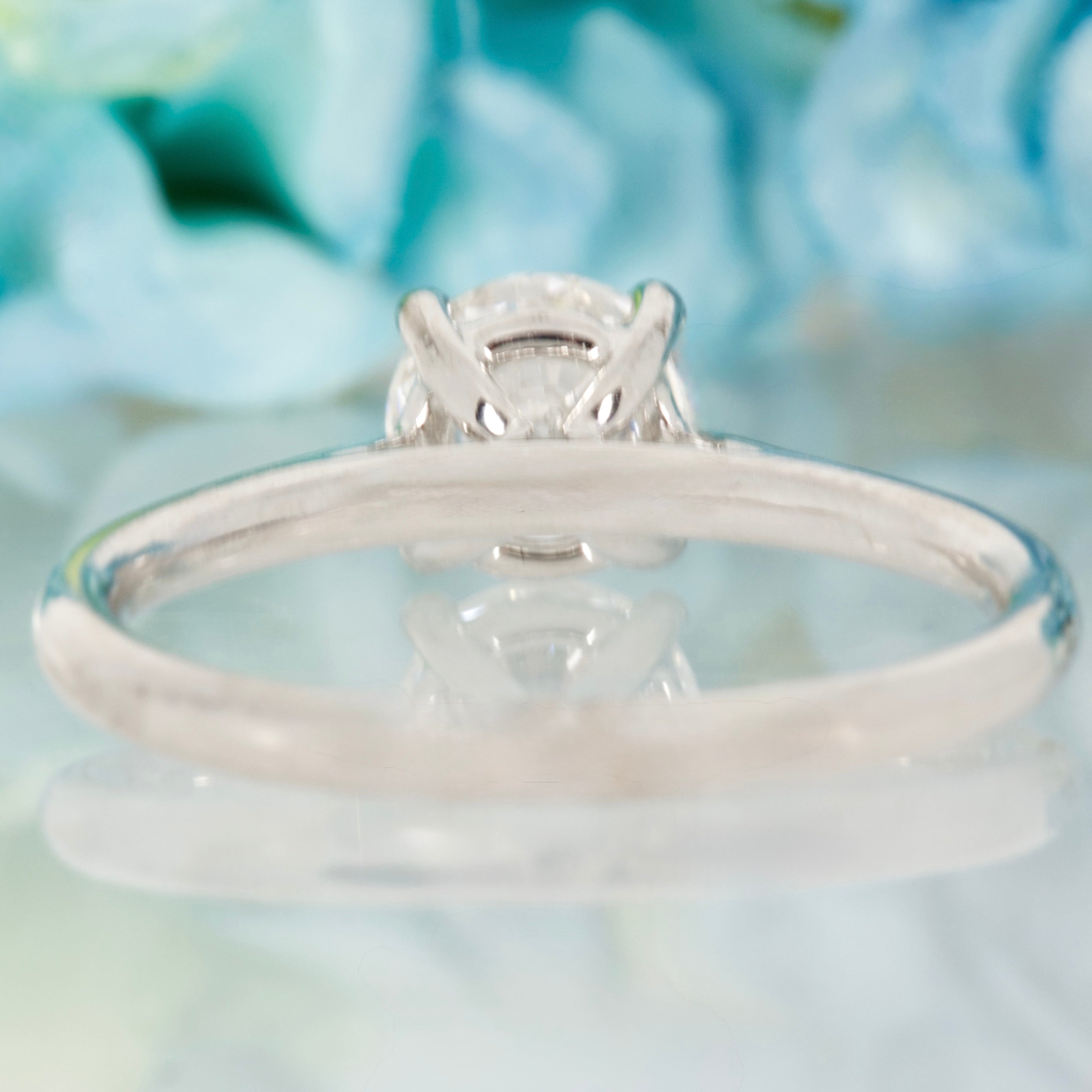 18ct White Gold 1.03ct Round Brilliant Cut Lab Grown Diamond Solitaire Ring