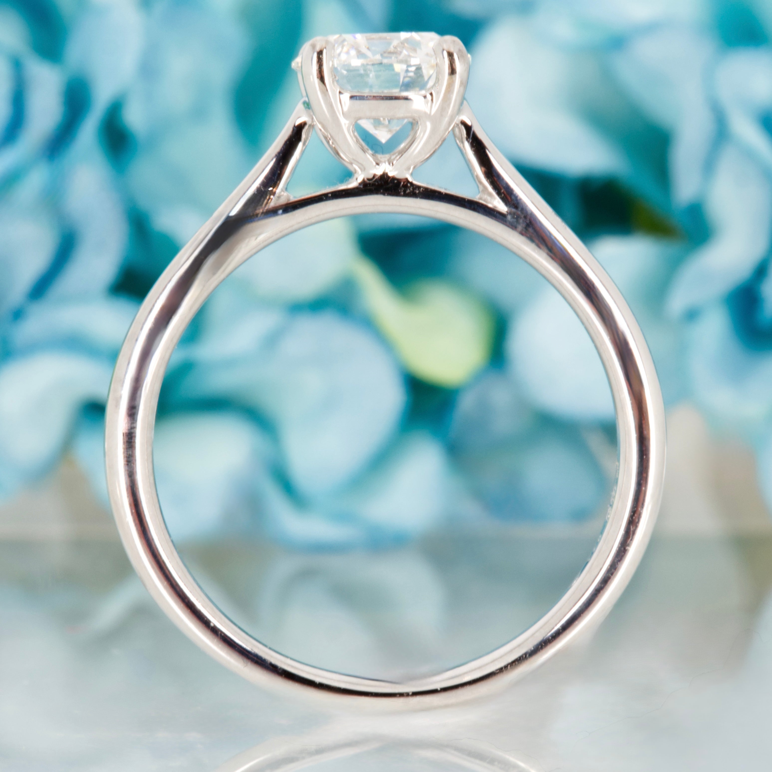 18ct White Gold 1.03ct Round Brilliant Cut Lab Grown Diamond Solitaire Ring