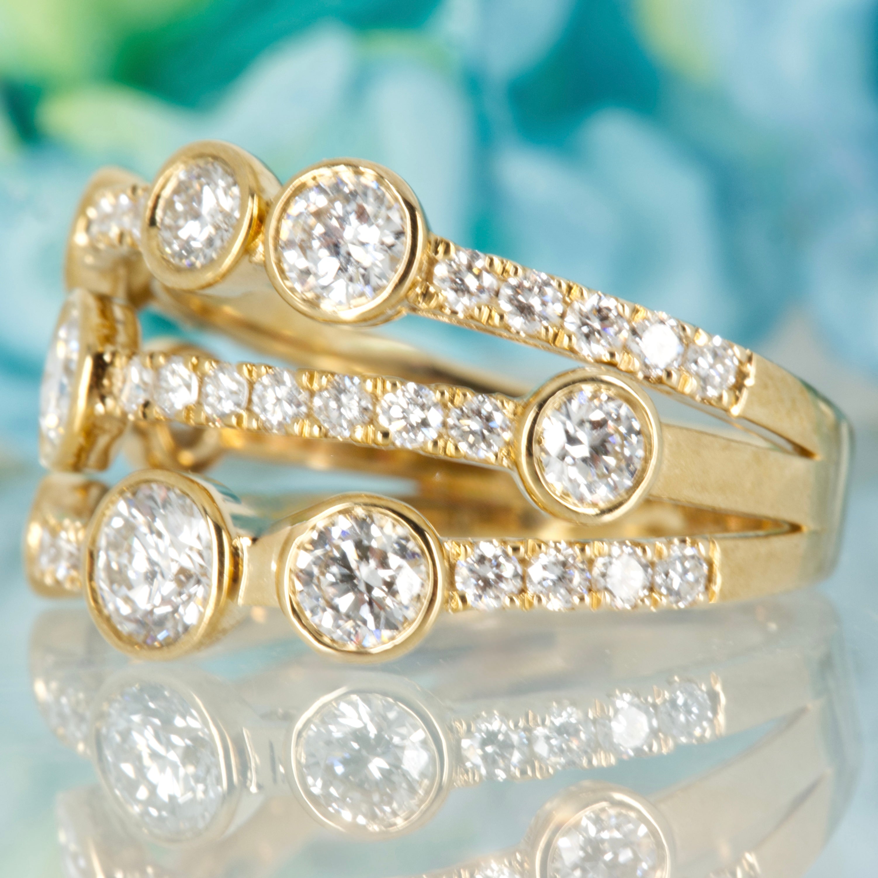 9ct Yellow Gold 1.71ct Round Brilliant Cut Lab Grown Diamond Bubble Ring
