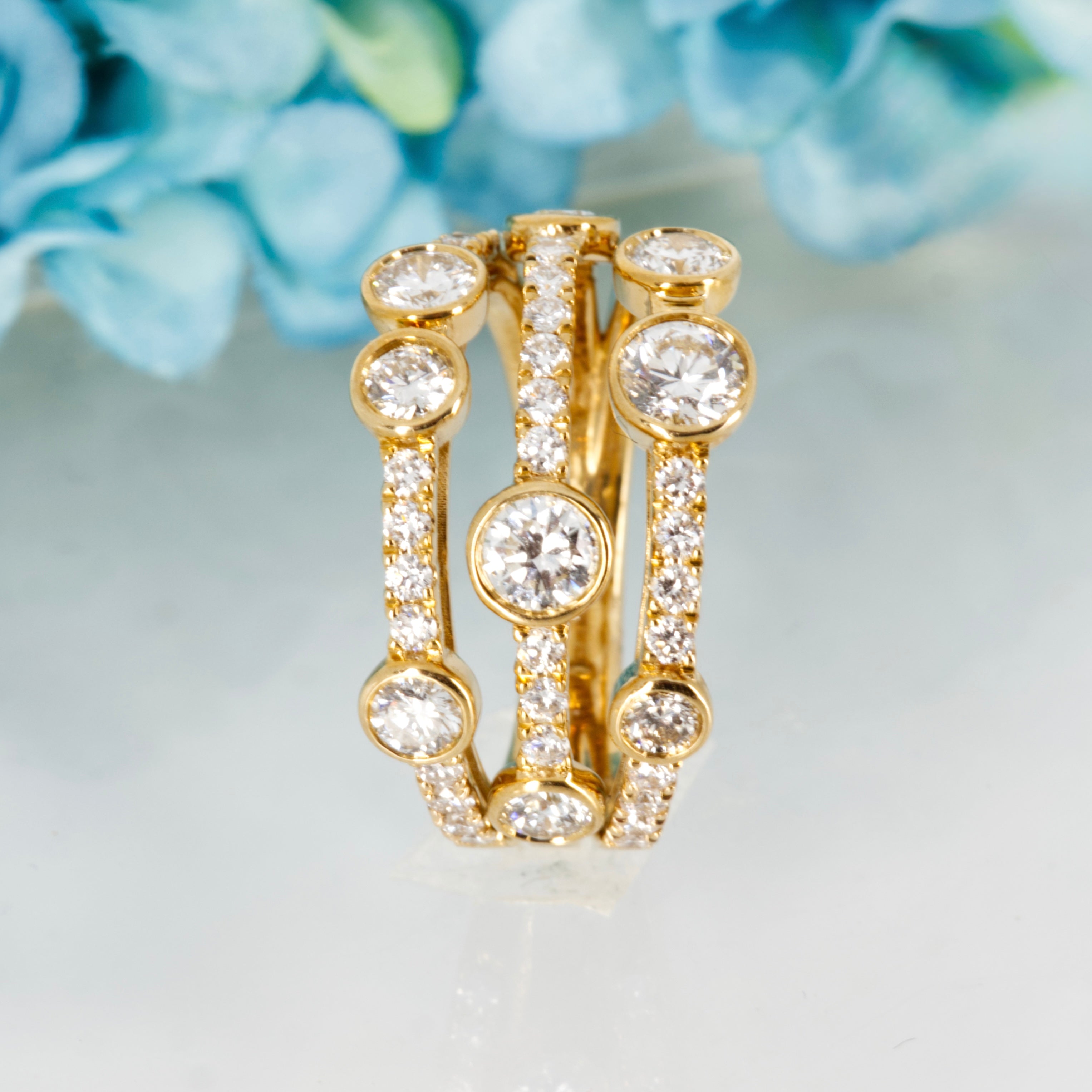 9ct Yellow Gold 1.71ct Round Brilliant Cut Lab Grown Diamond Bubble Ring
