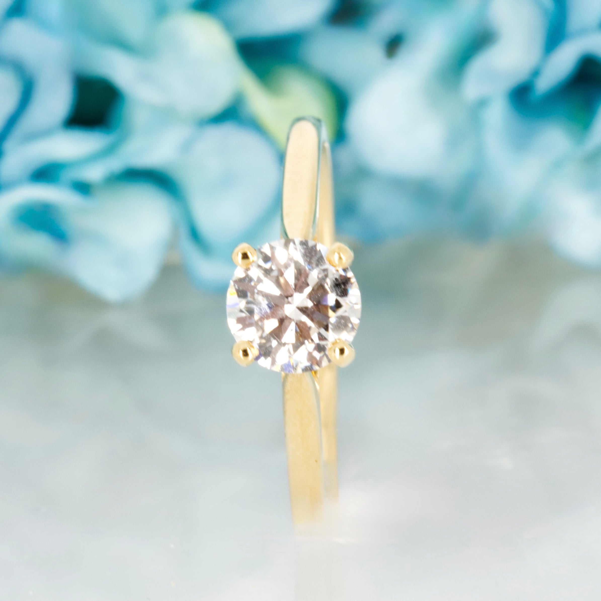 18ct Yellow Gold 1.02ct Round Brilliant Cut Lab Grown Diamond Solitaire Ring