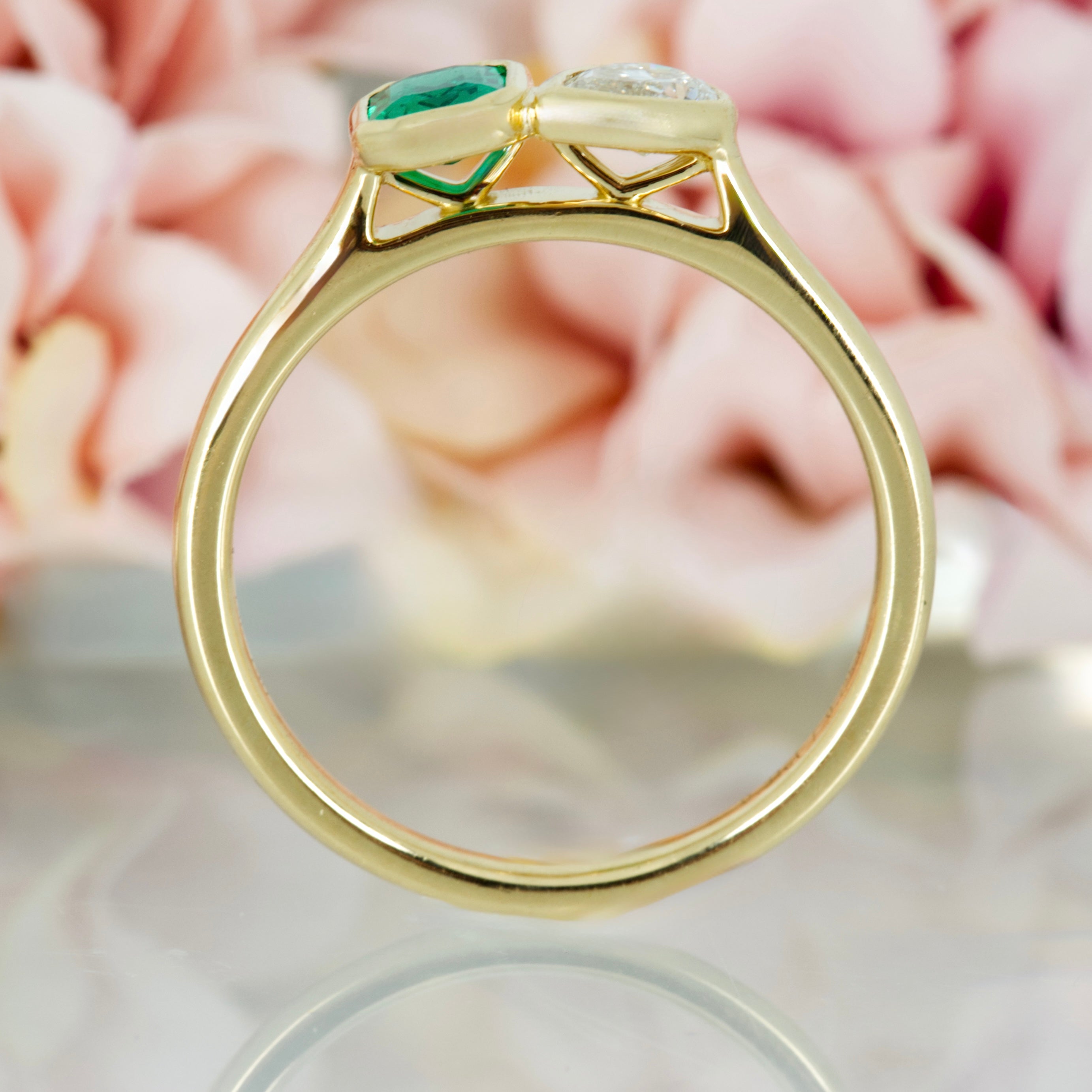 18ct Yellow Gold Octagonal Cut Emerald & Pear Cut Diamond Toi et Moi Ring