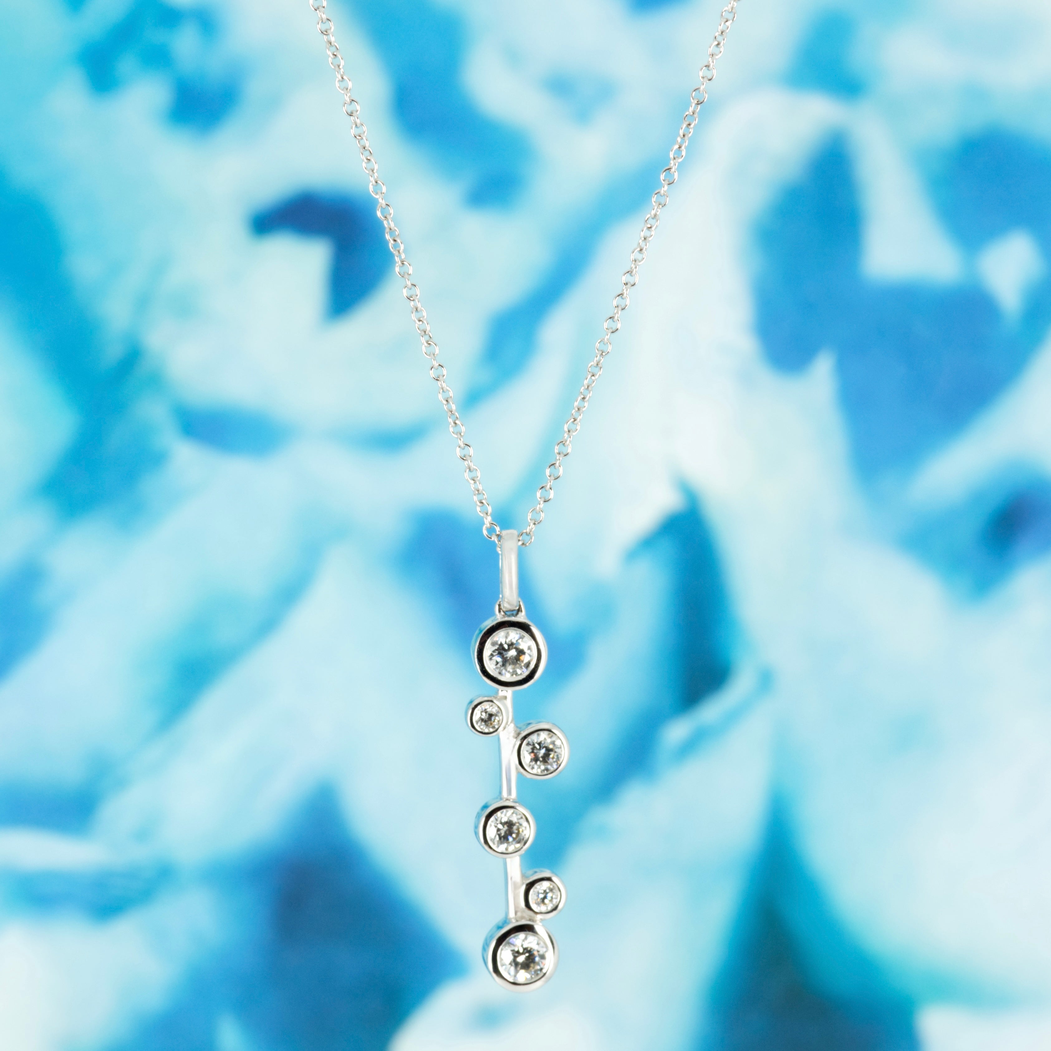 18ct White Gold 6-Round Brilliant Cut Diamond Bubble Pendant & Chain