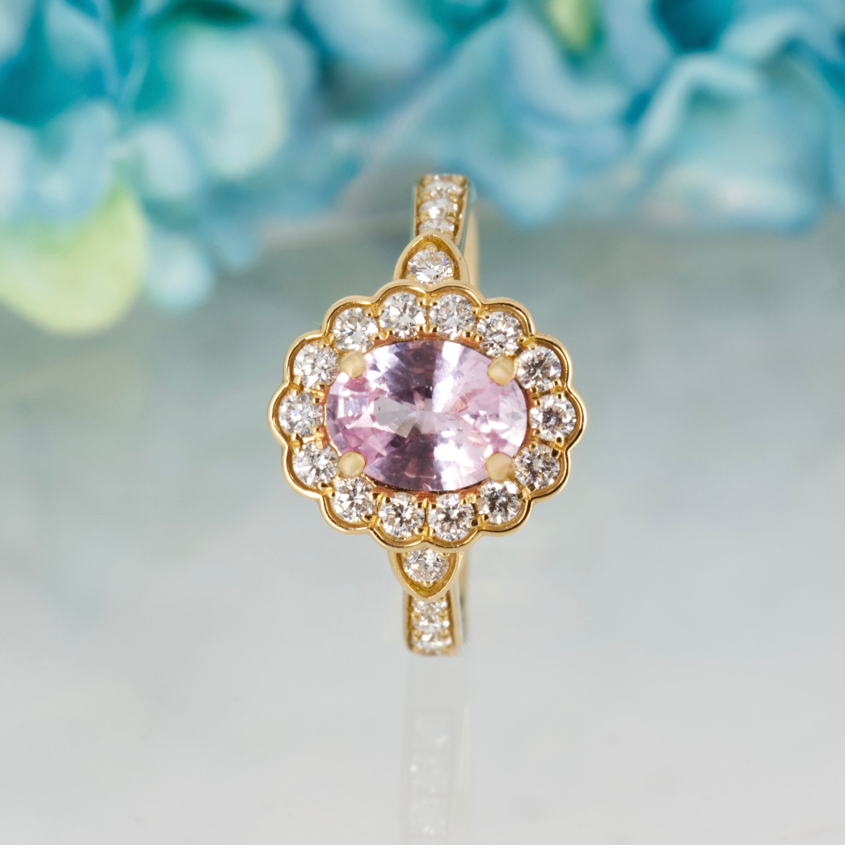 18ct Yellow Gold Oval Cut Pink Sapphire & Round Brilliant Cut Diamond Cluster Ring