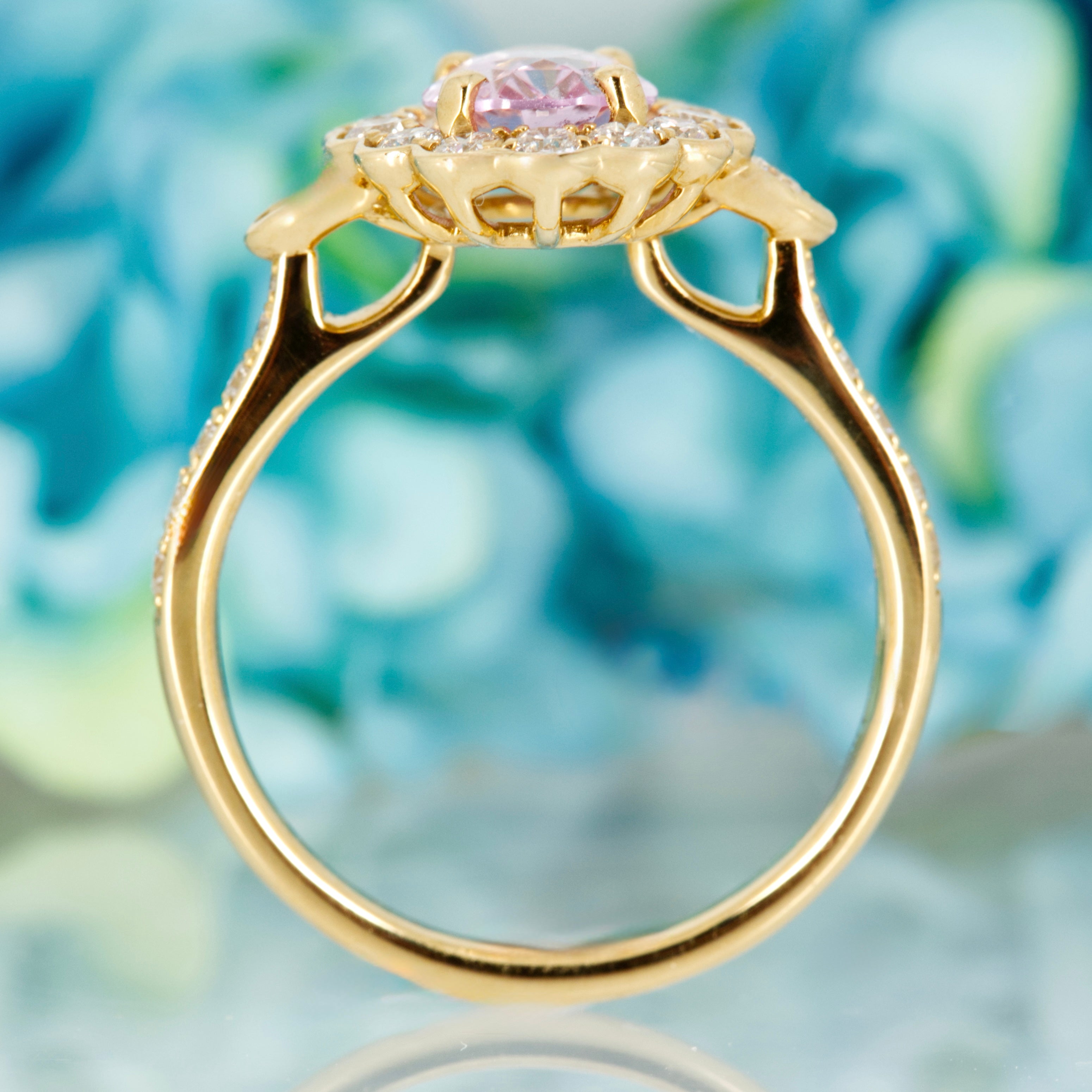 18ct Yellow Gold Oval Cut Pink Sapphire & Round Brilliant Cut Diamond Cluster Ring