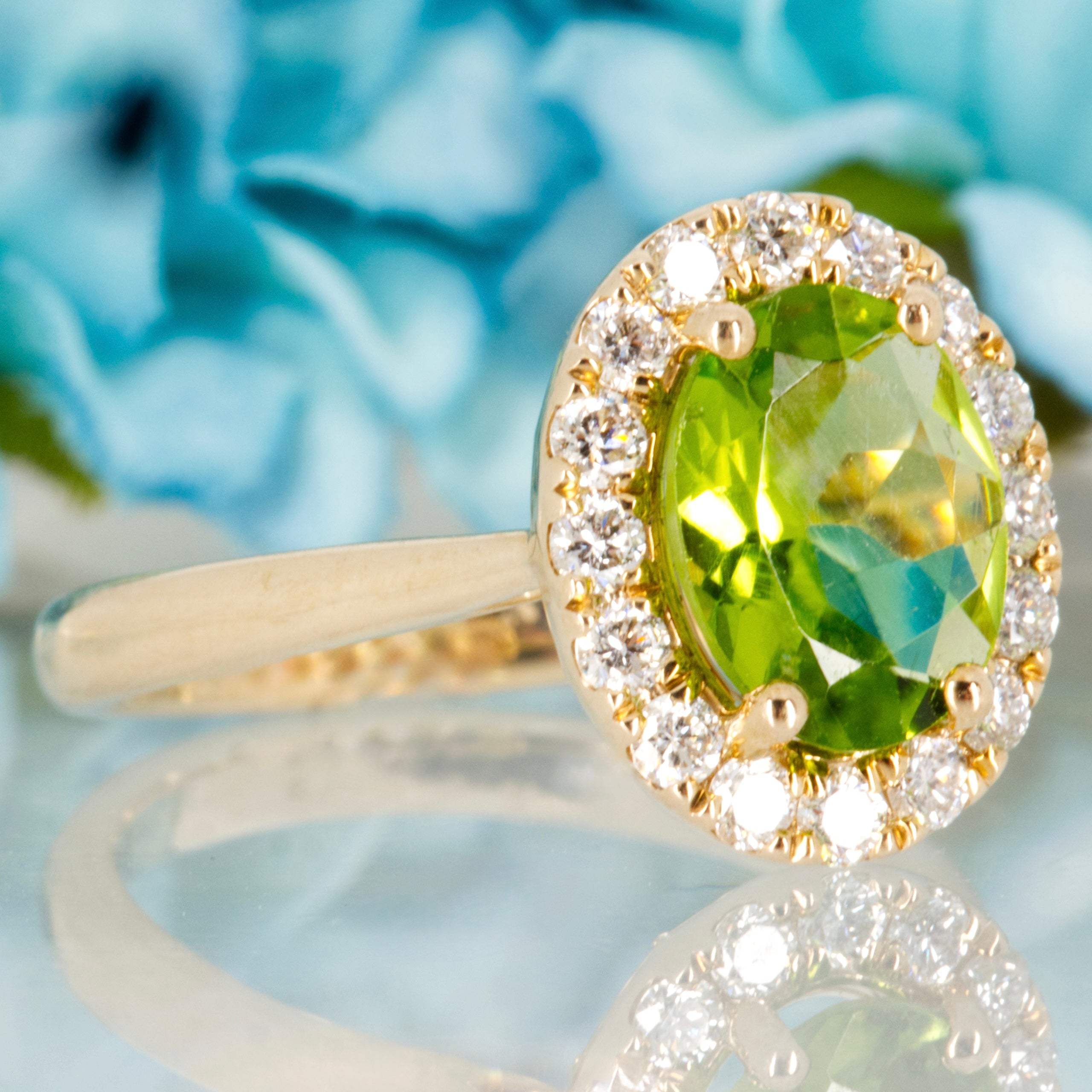 9ct Yellow Gold Oval Cut Peridot & Round Brilliant Cut Diamond Halo Cluster Ring
