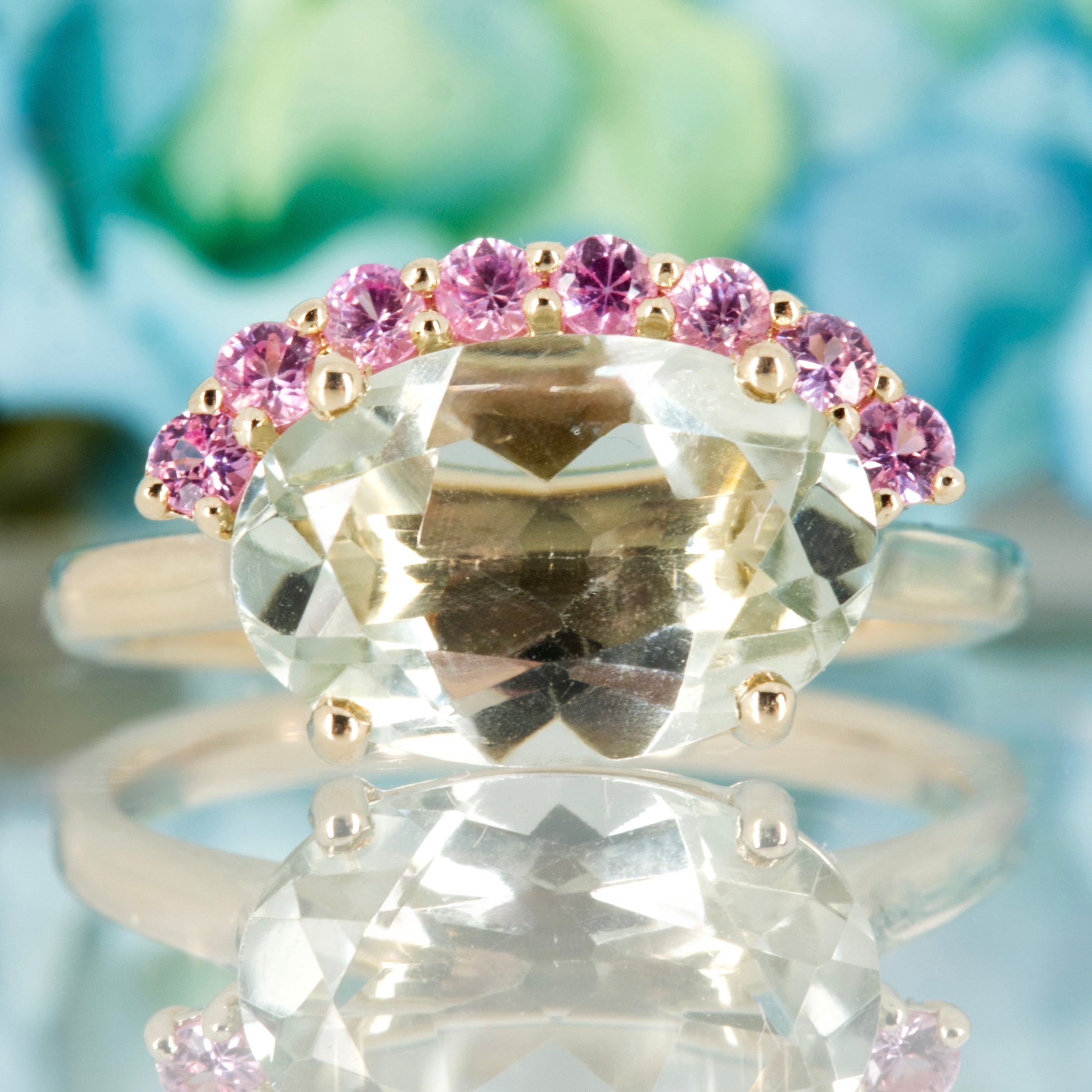 9ct Yellow Gold Oval Cut Green Amethyst & Round Cut Pink Sapphire Dress Ring