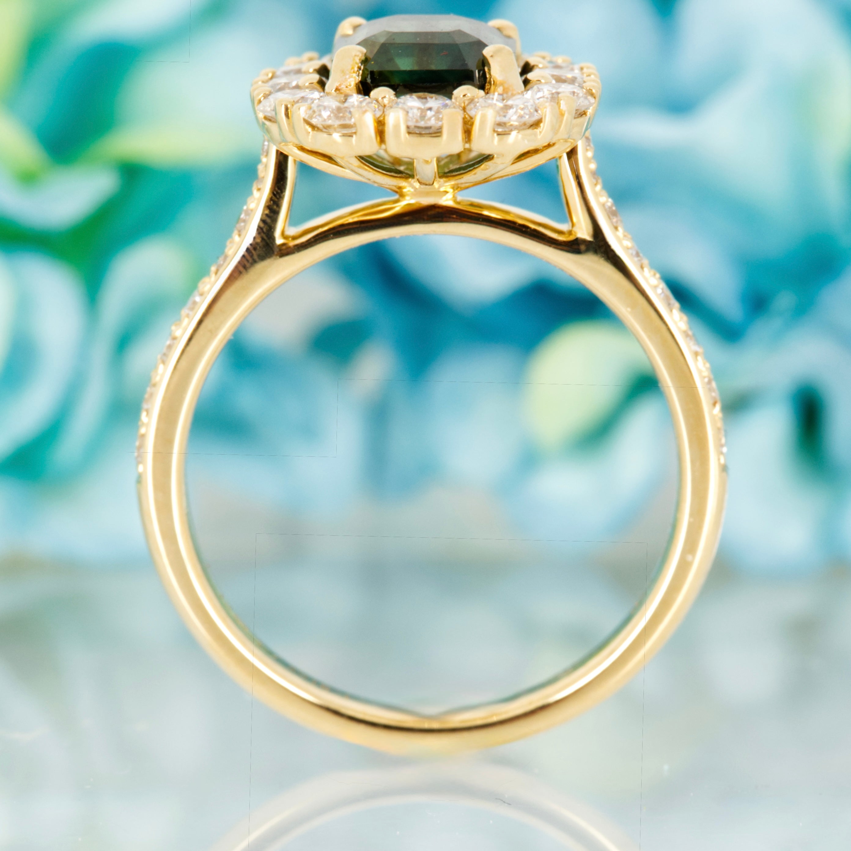 18ct Yellow Gold Octagonal Cut Green Sapphire & Round Brilliant Cut Diamond Cluster Ring