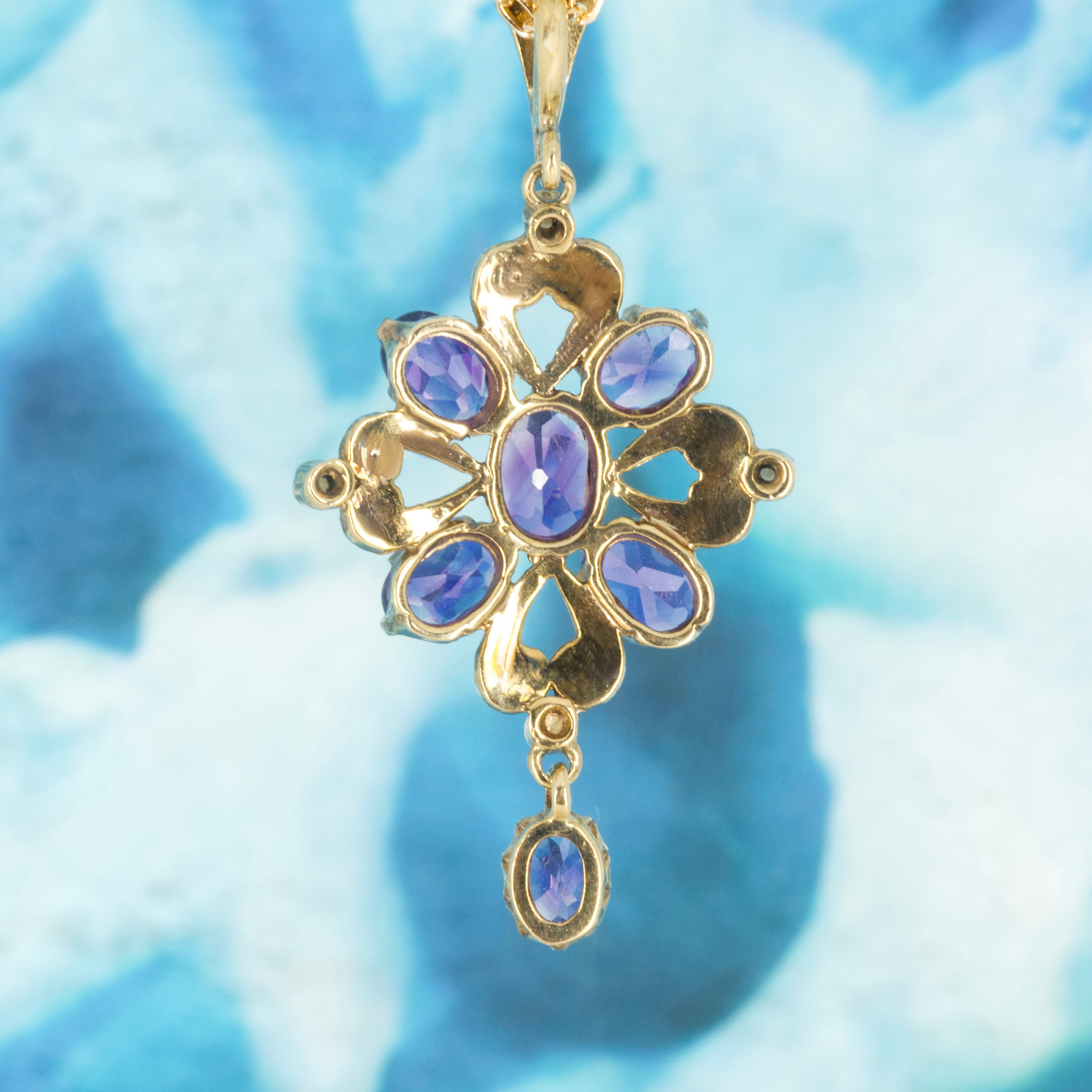 Pre-Loved 9ct Yellow Gold Amethyst & Pearl Set Pendant & Chain