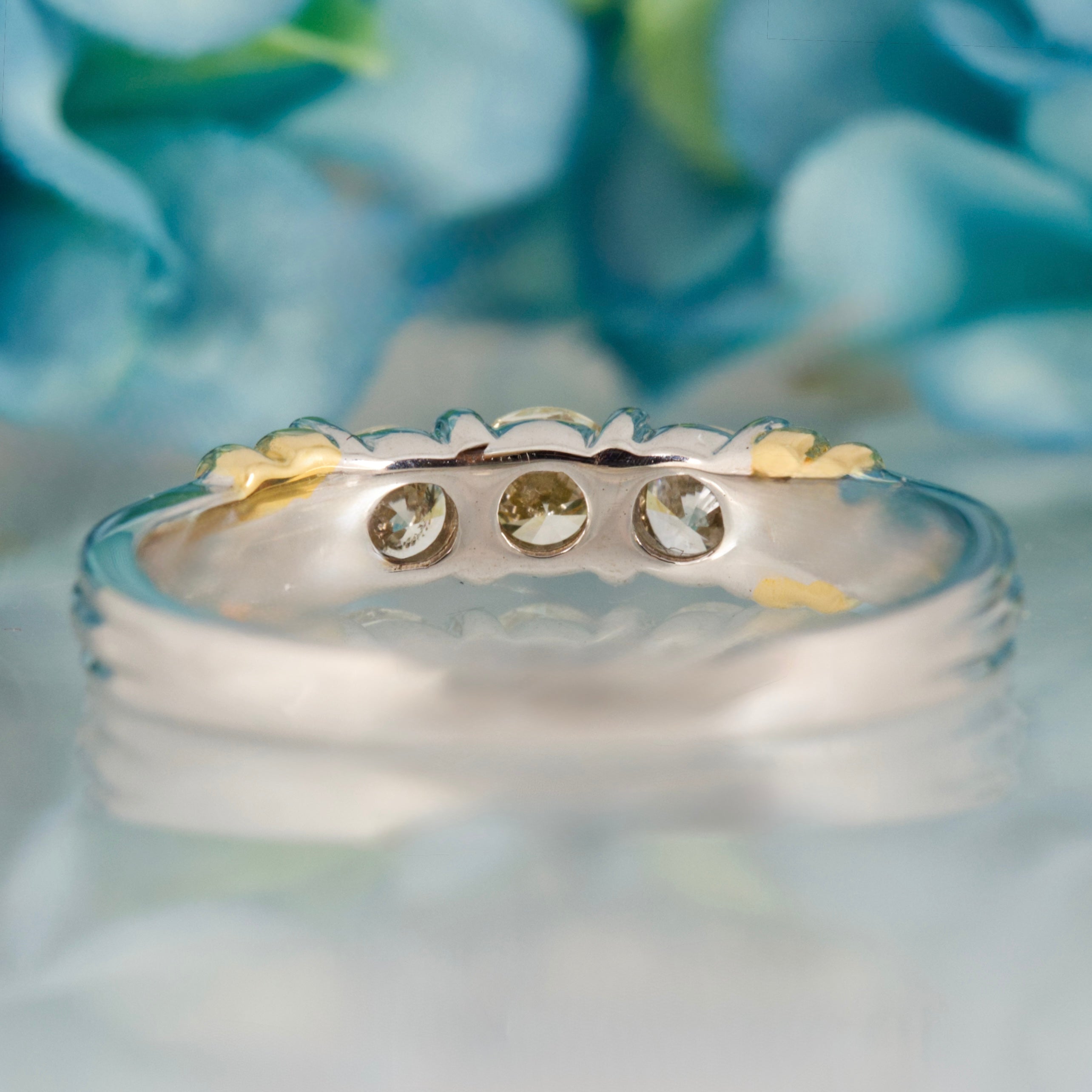 Pre-Loved 18ct Yellow & White Gold Round Brilliant Cut Diamond Trilogy Ring