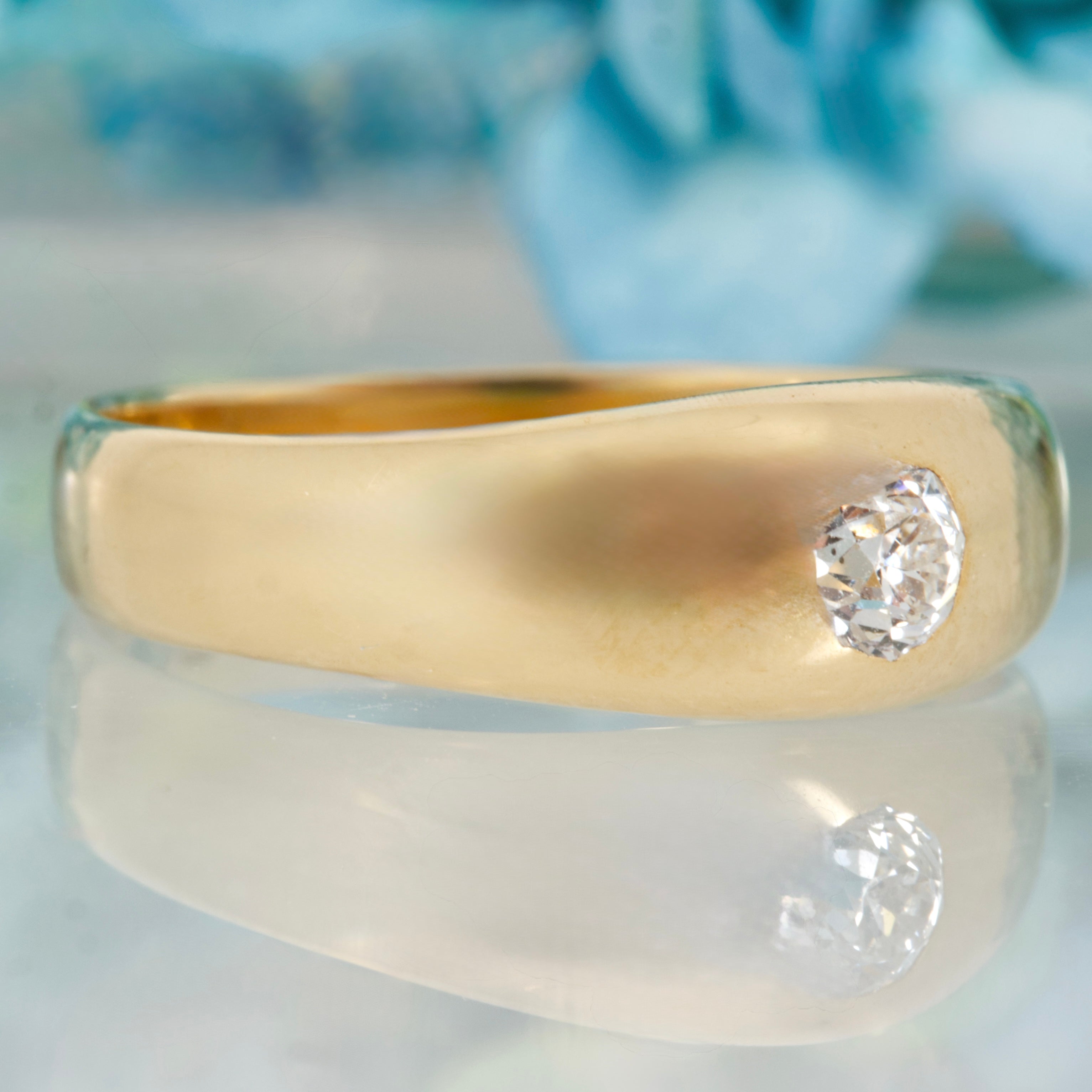 Pre-Loved 18ct Yellow Gold Round Brilliant Cut Diamond Solitaire Band