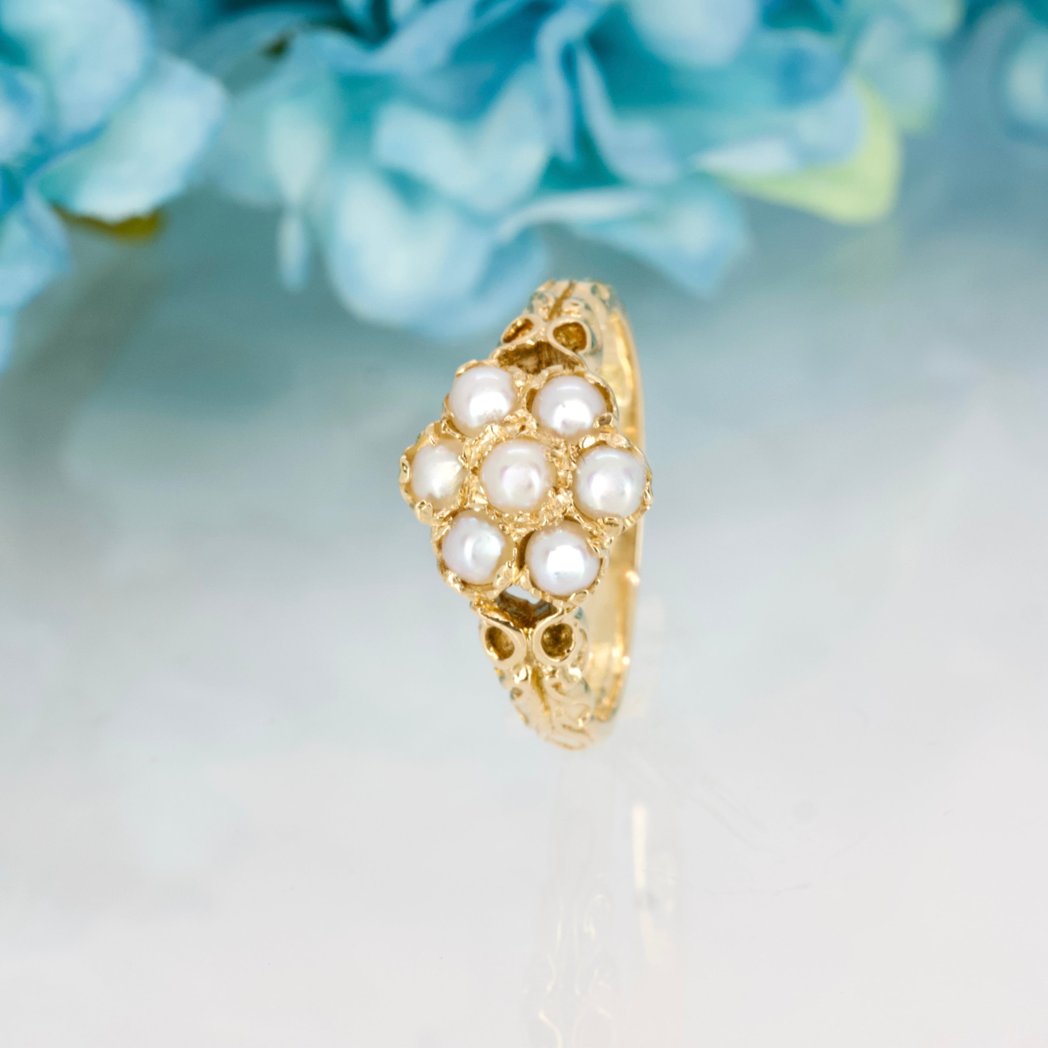 Antique 18ct Yellow Gold Pearl Cluster Ring, hallmarked London 1909