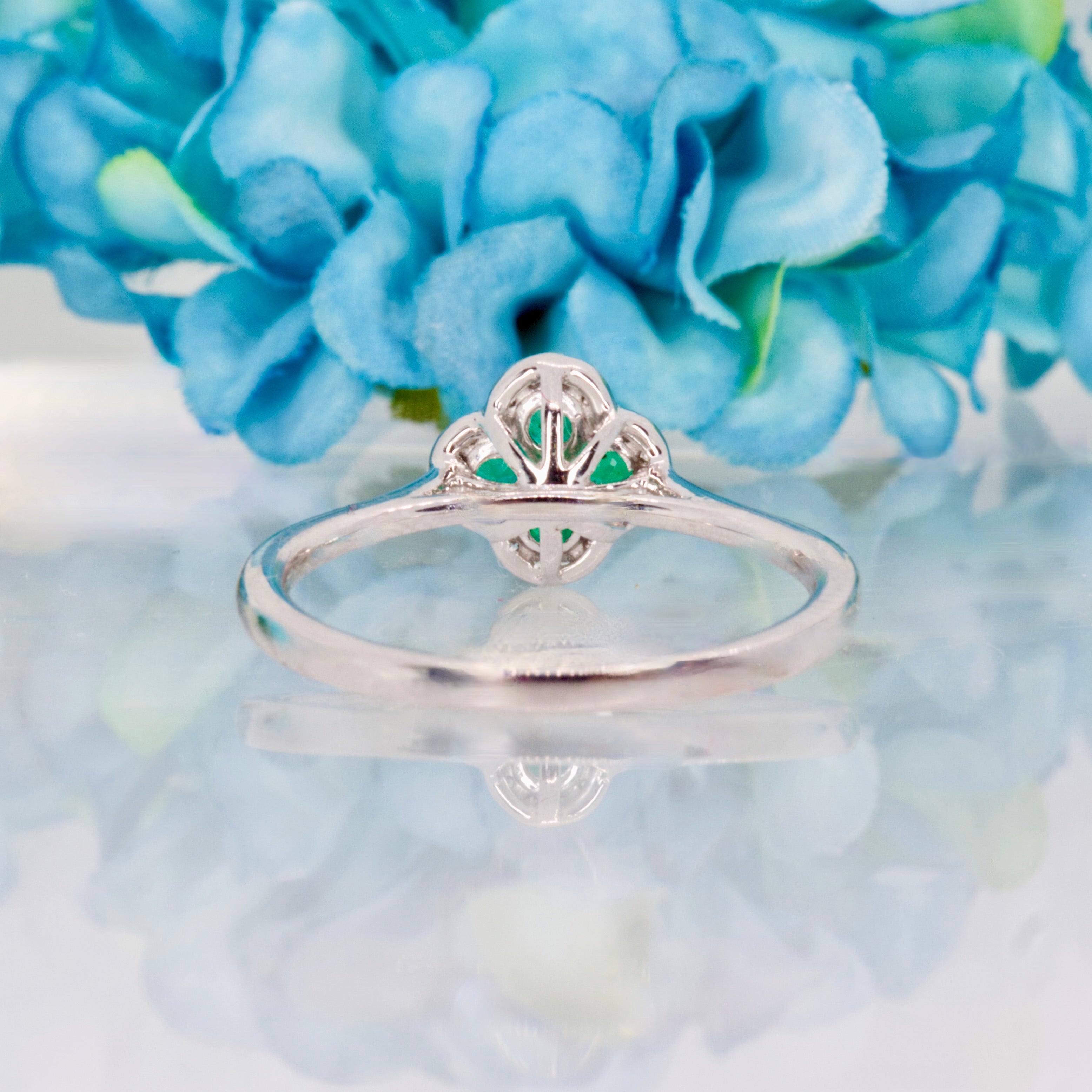 Platinum Round Cut Emerald & Diamond Clover Cluster Ring