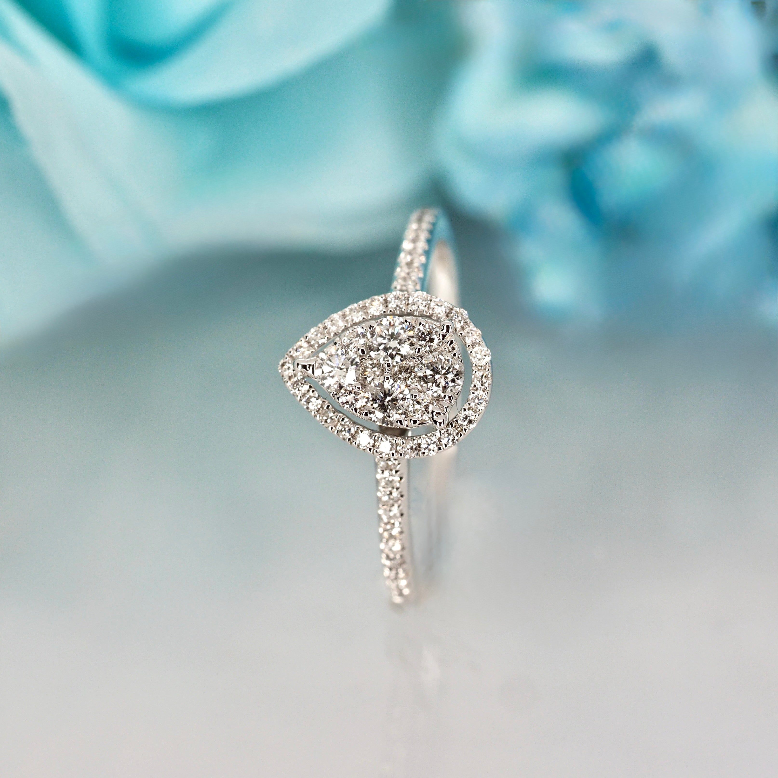 9ct White Gold 0.45ct Round Brilliant Cut Diamond Pear Shaped Cluster Ring