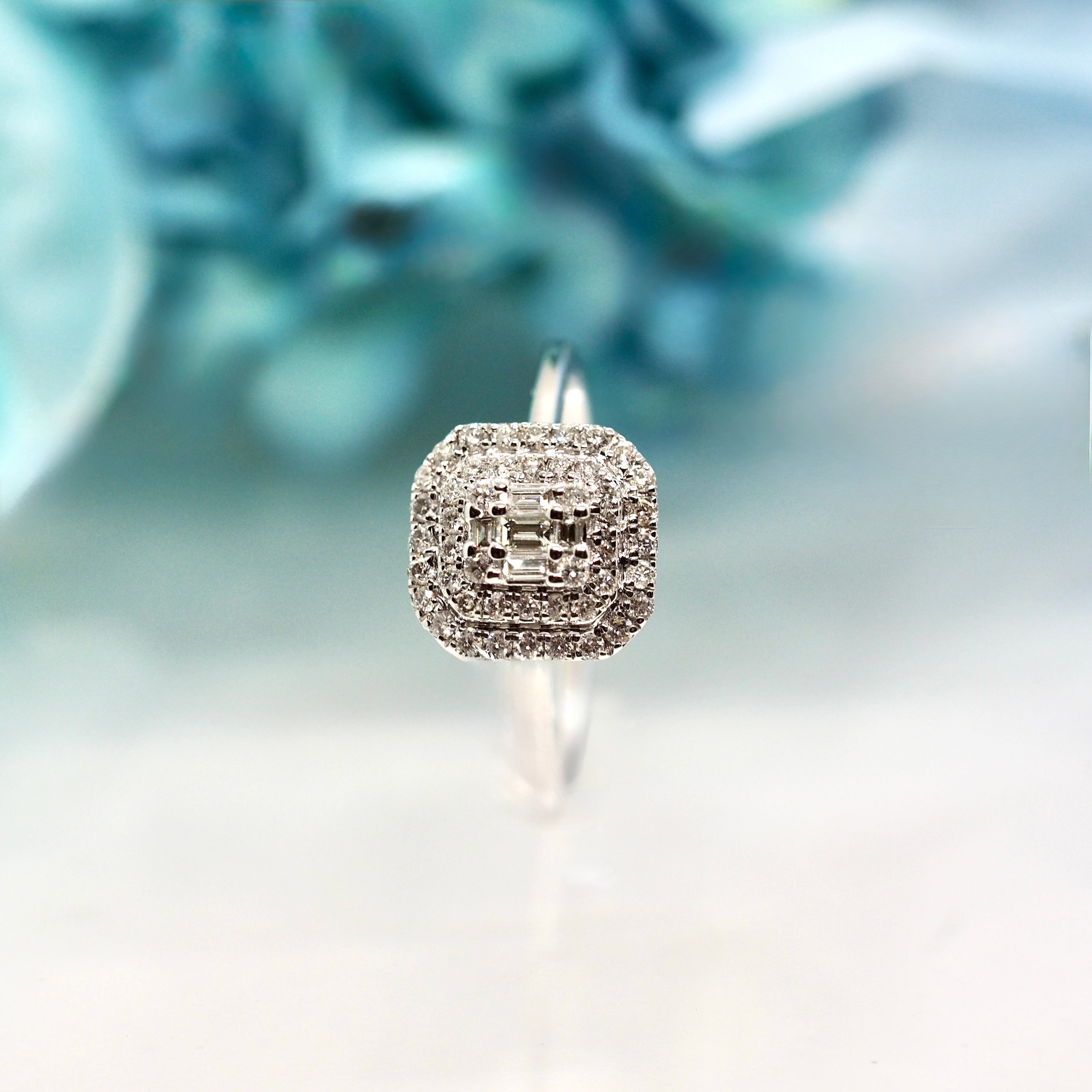 9ct White Gold 0.21ct Diamond Octagonal Cluster Ring