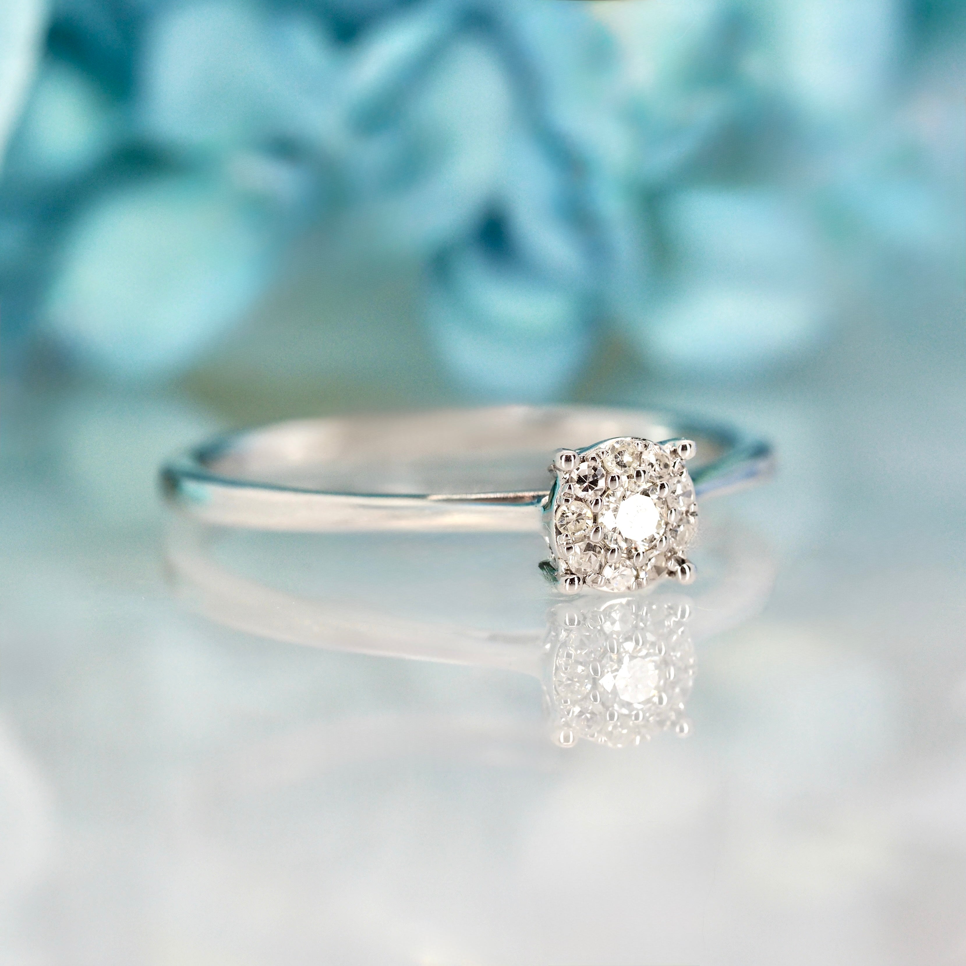 9ct White Gold 0.12ct Round Brilliant Cut Diamond Cluster Ring