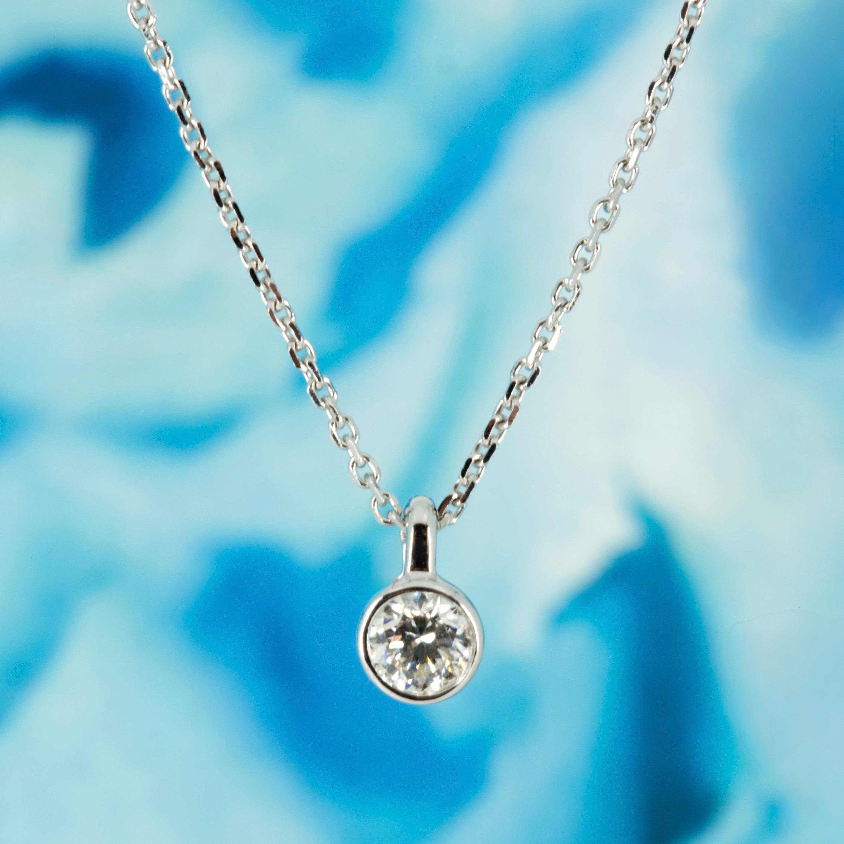 9ct White Gold 0.15ct Round Brilliant Cut Lab Grown Diamond Pendant on a 16”-18” Chain