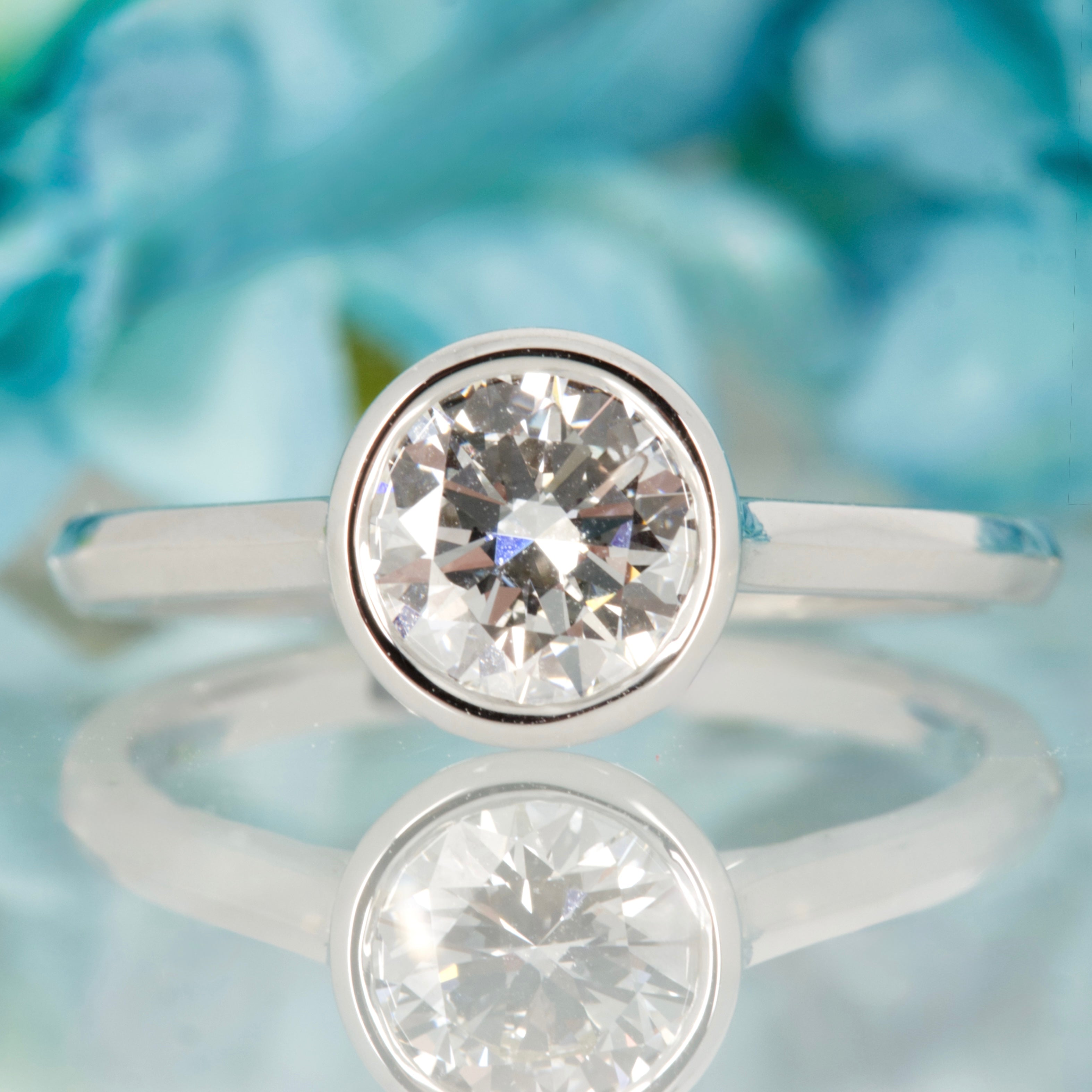 9ct White Gold 1.00ct Round Brilliant Cut Lab Grown Diamond Bezel Set Solitaire Ring