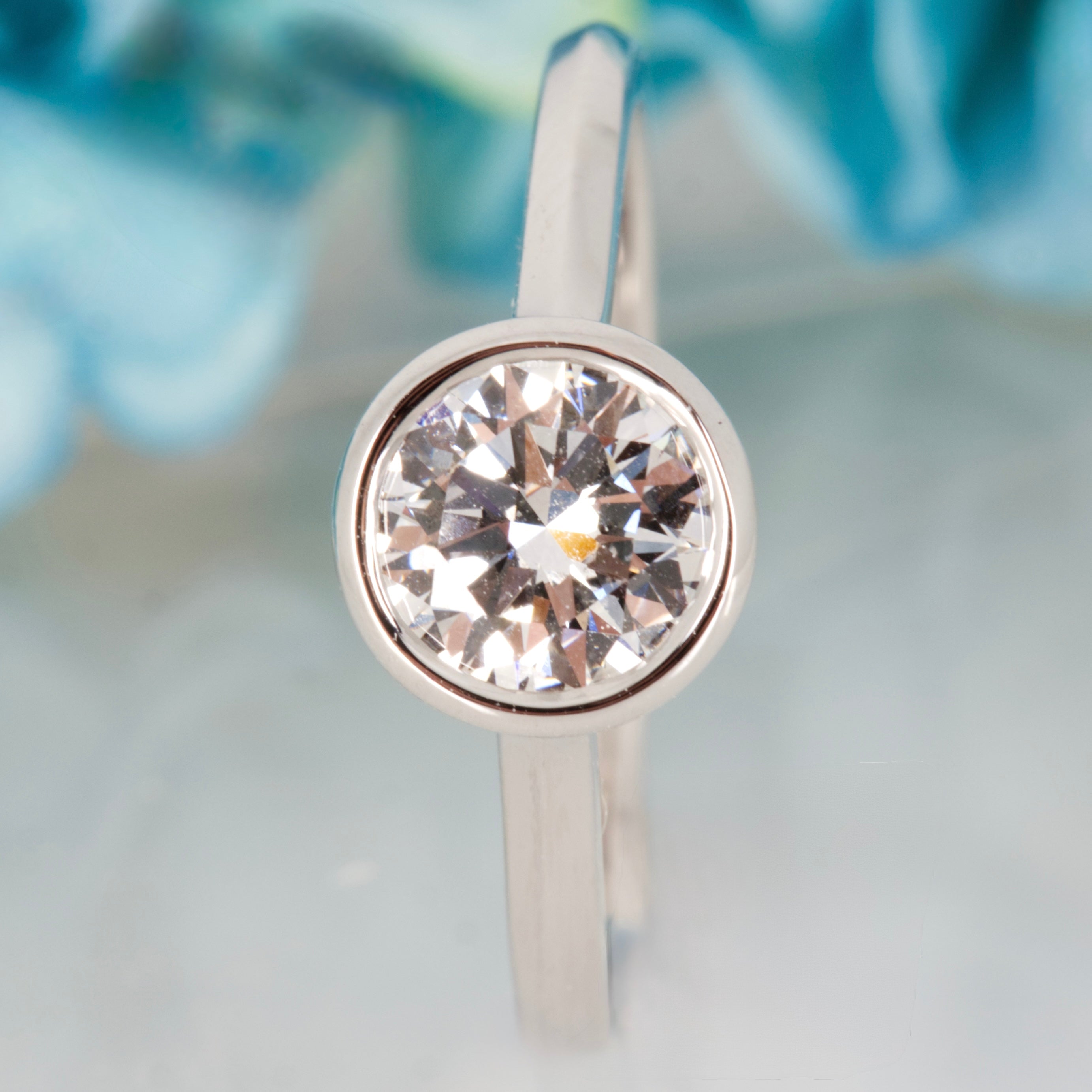 9ct White Gold 1.00ct Round Brilliant Cut Lab Grown Diamond Bezel Set Solitaire Ring